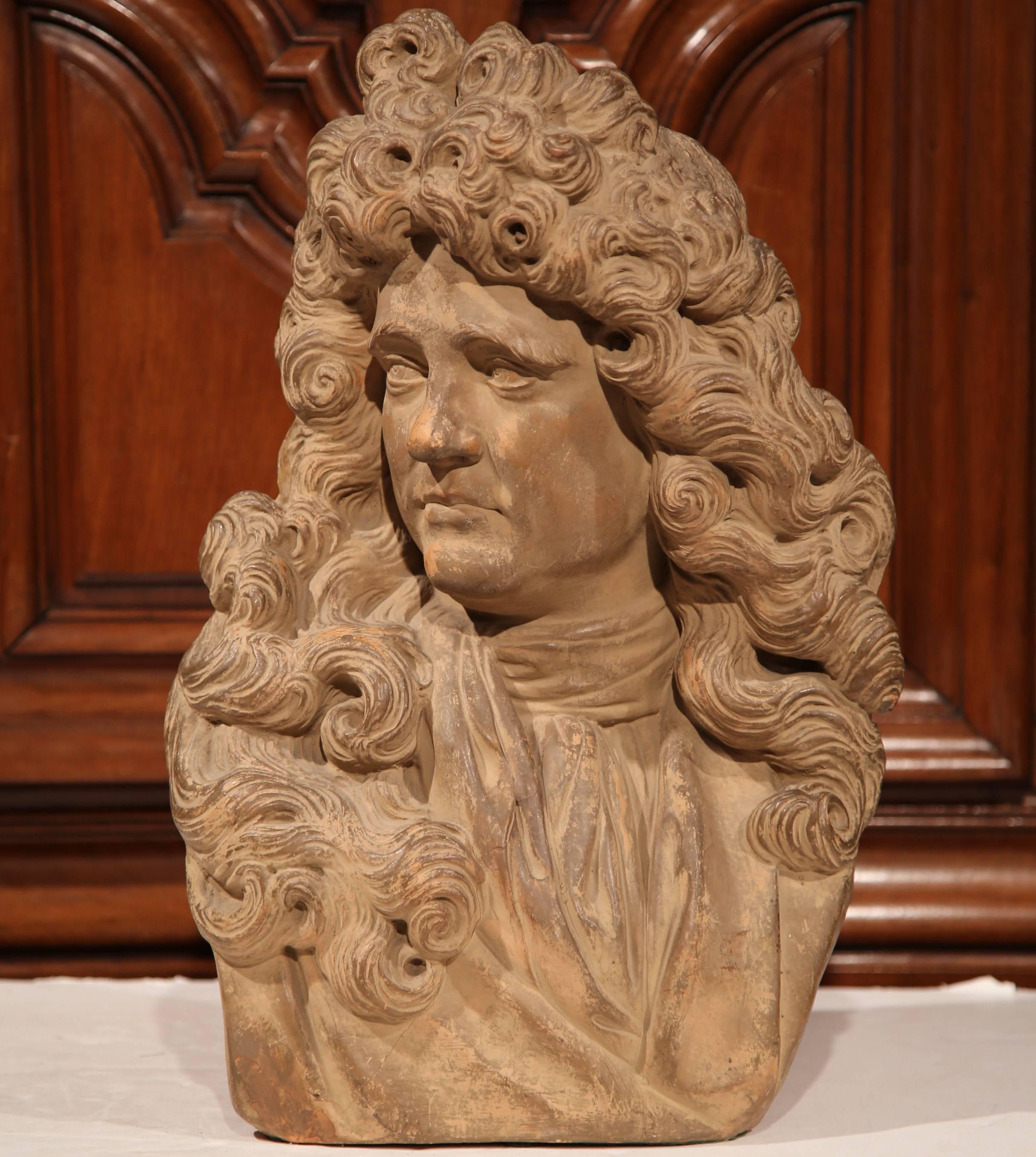 This classic, antique bust was created in France, circa 1900, and features the dignified silhouette of notable French figure writer Moliere. The earthenware sculpture is in excellent condition with its original, antique terracotta patina. The