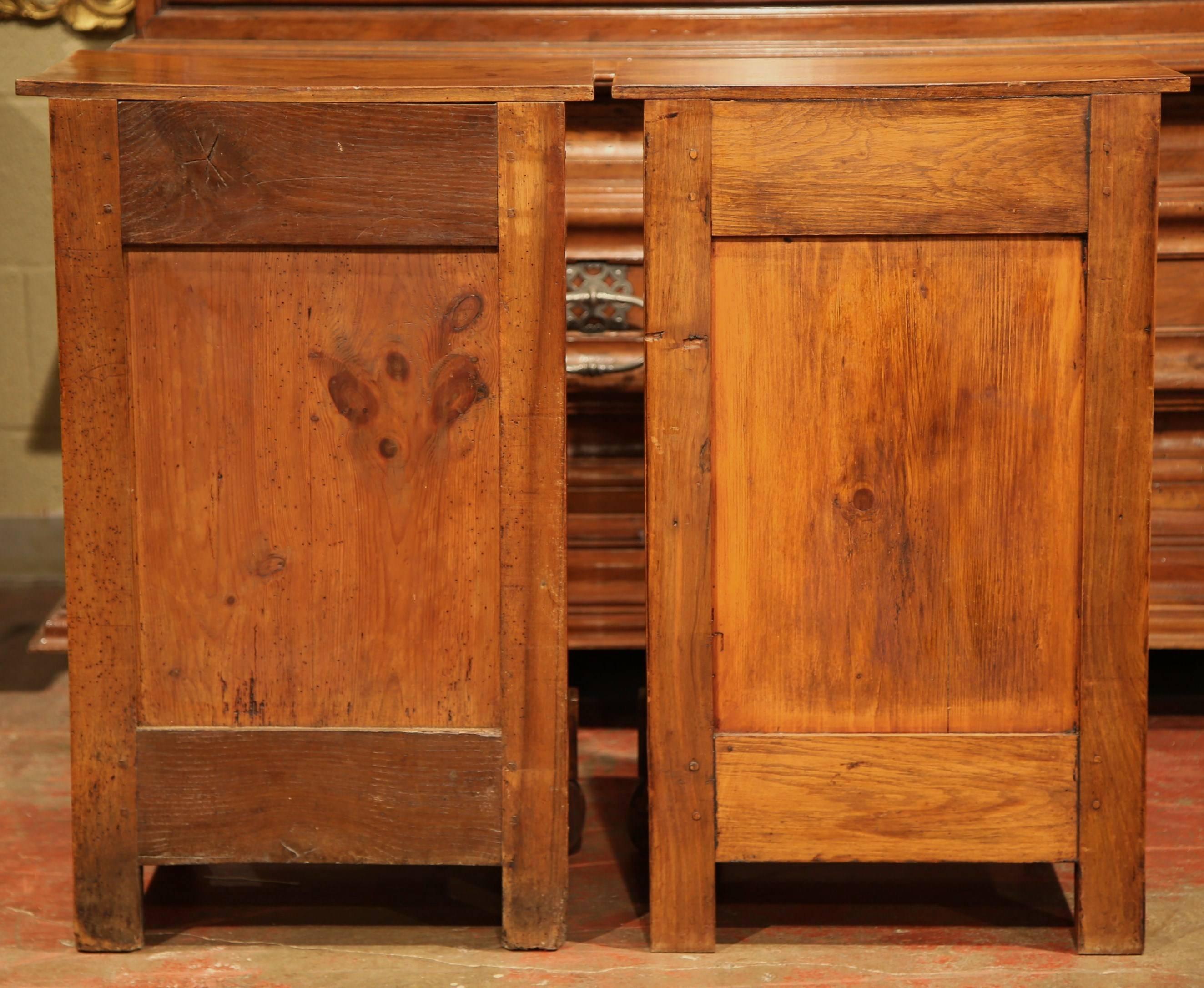 Pair of 19th Century French Louis Philippe Walnut Bedside Tables with Drawer 6