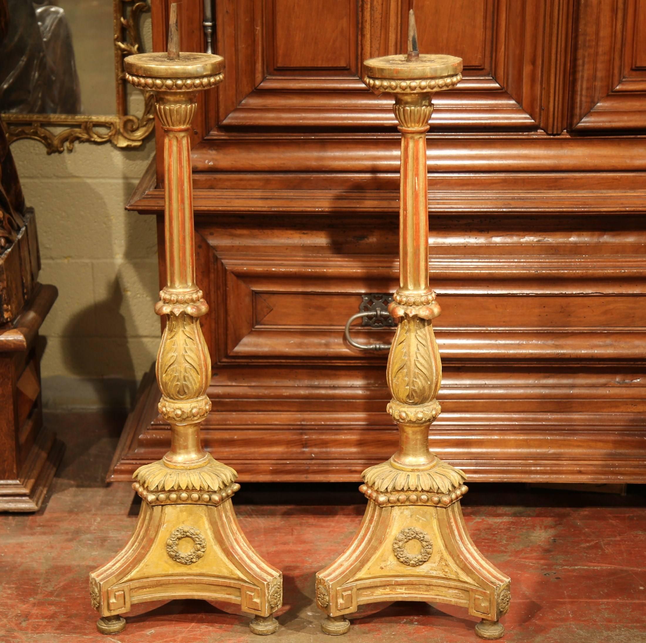 Pair of 19th Century Italian Carved Giltwood Prickets Altar Candlesticks For Sale 6