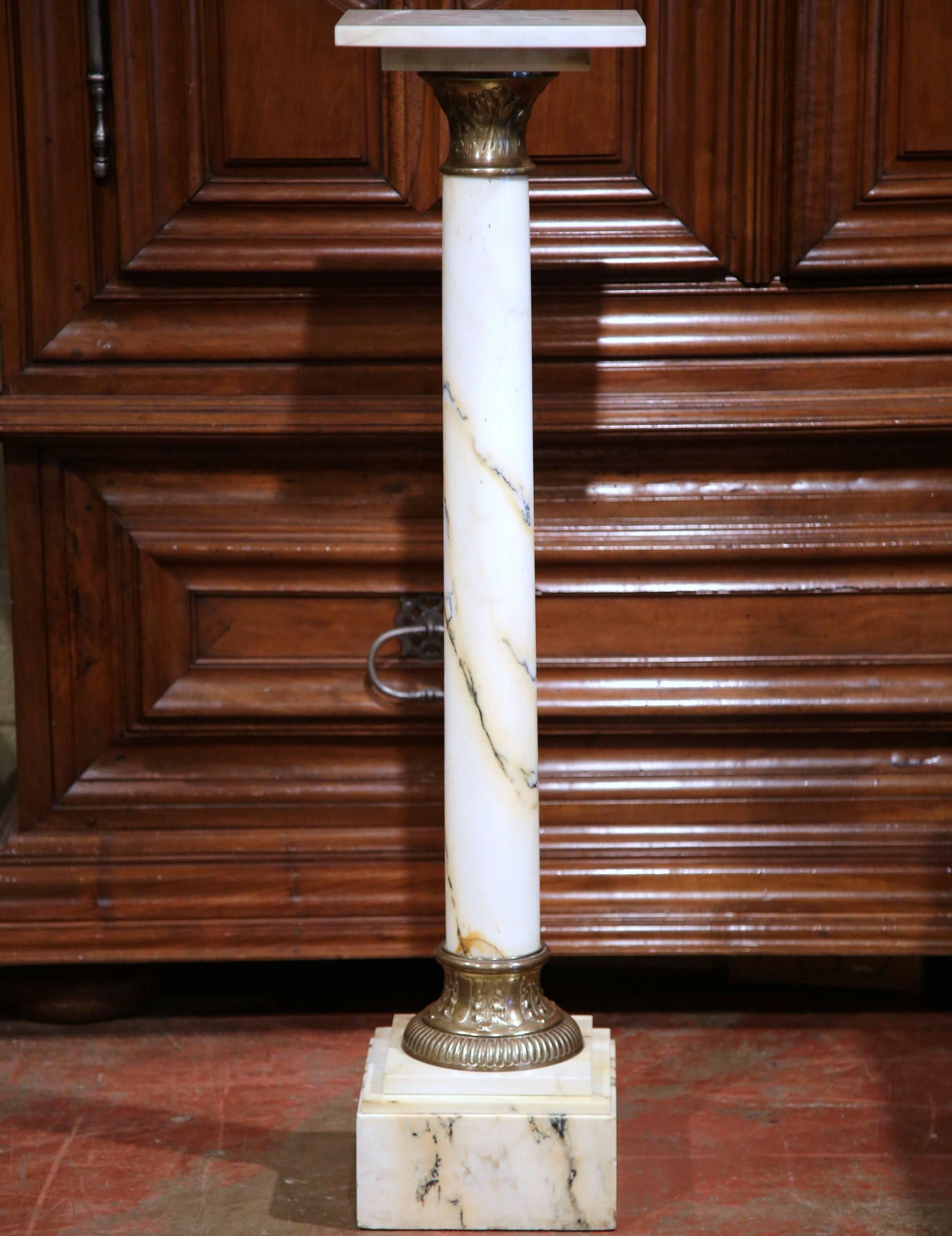 19th Century French Marble and Brass Rings Pedestal with Square Swivel Top In Excellent Condition In Dallas, TX