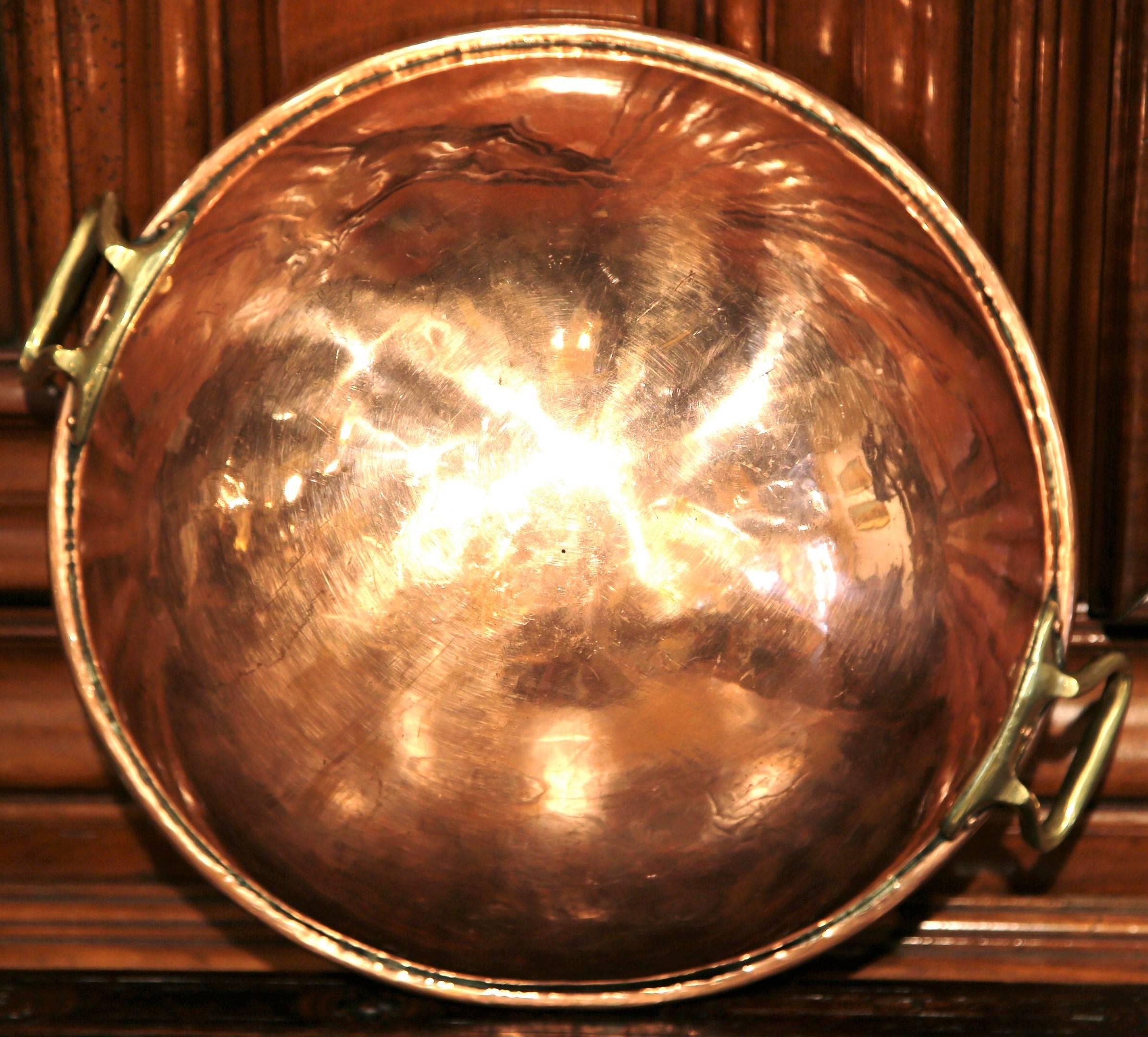 19th Century French Patinated Copper Round Jelly Bowl with Handles 3