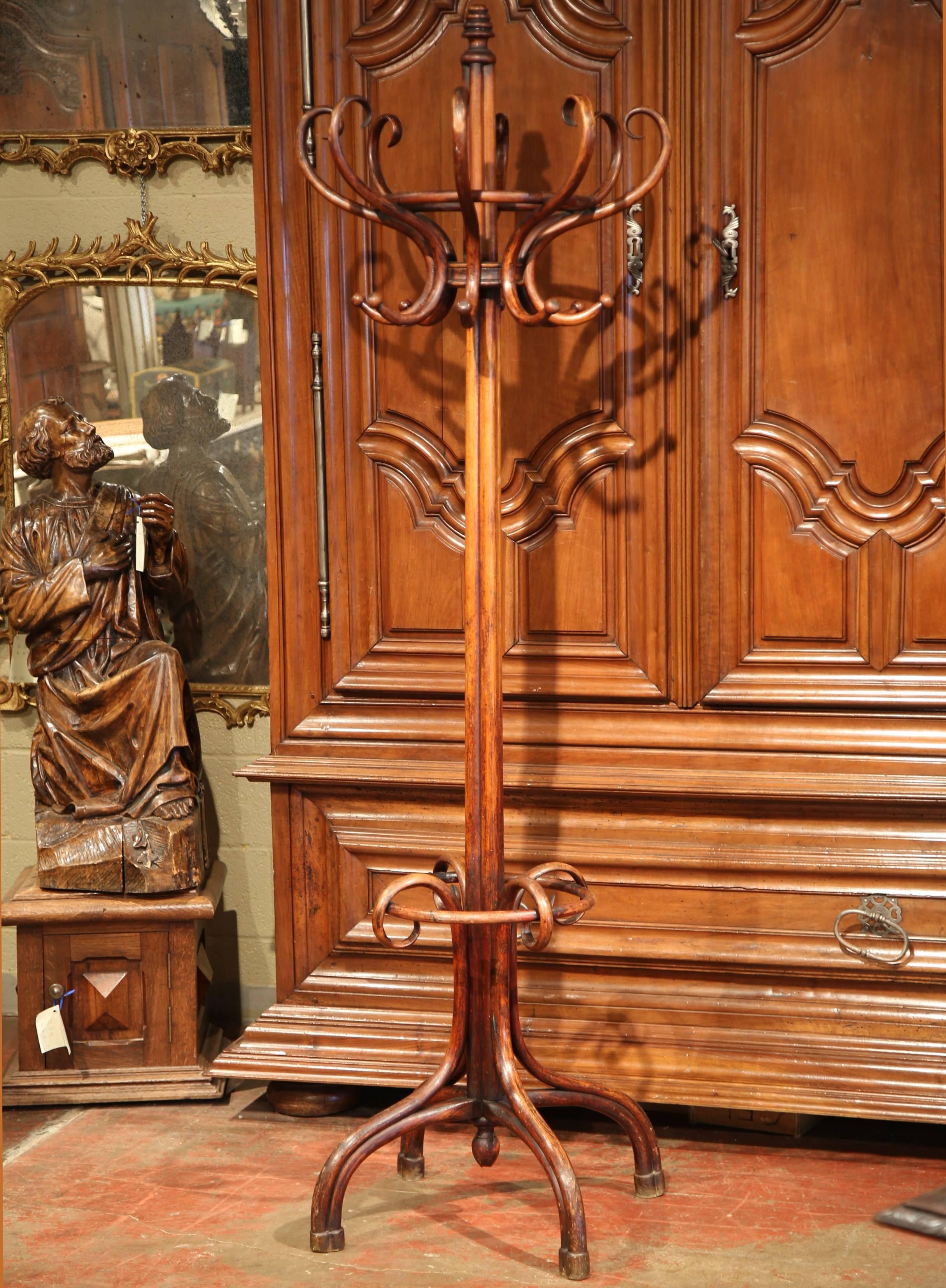 Early 20th Century French Bentwood Swivel Hall Tree with 16 Hooks, Thonet Style 5