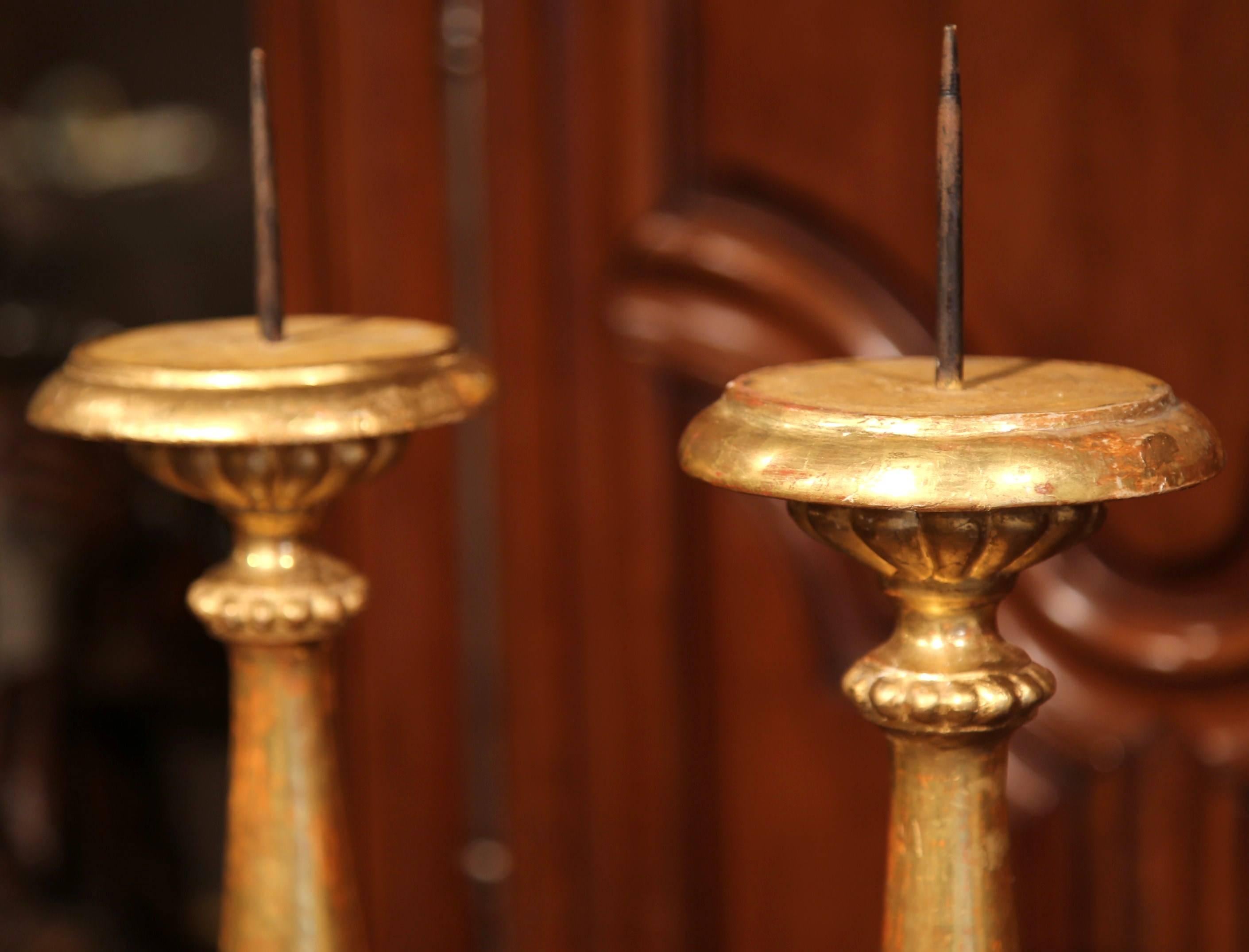 Pair of 19th Century Italian Carved Gold Leaf Prickets Candlesticks In Excellent Condition In Dallas, TX