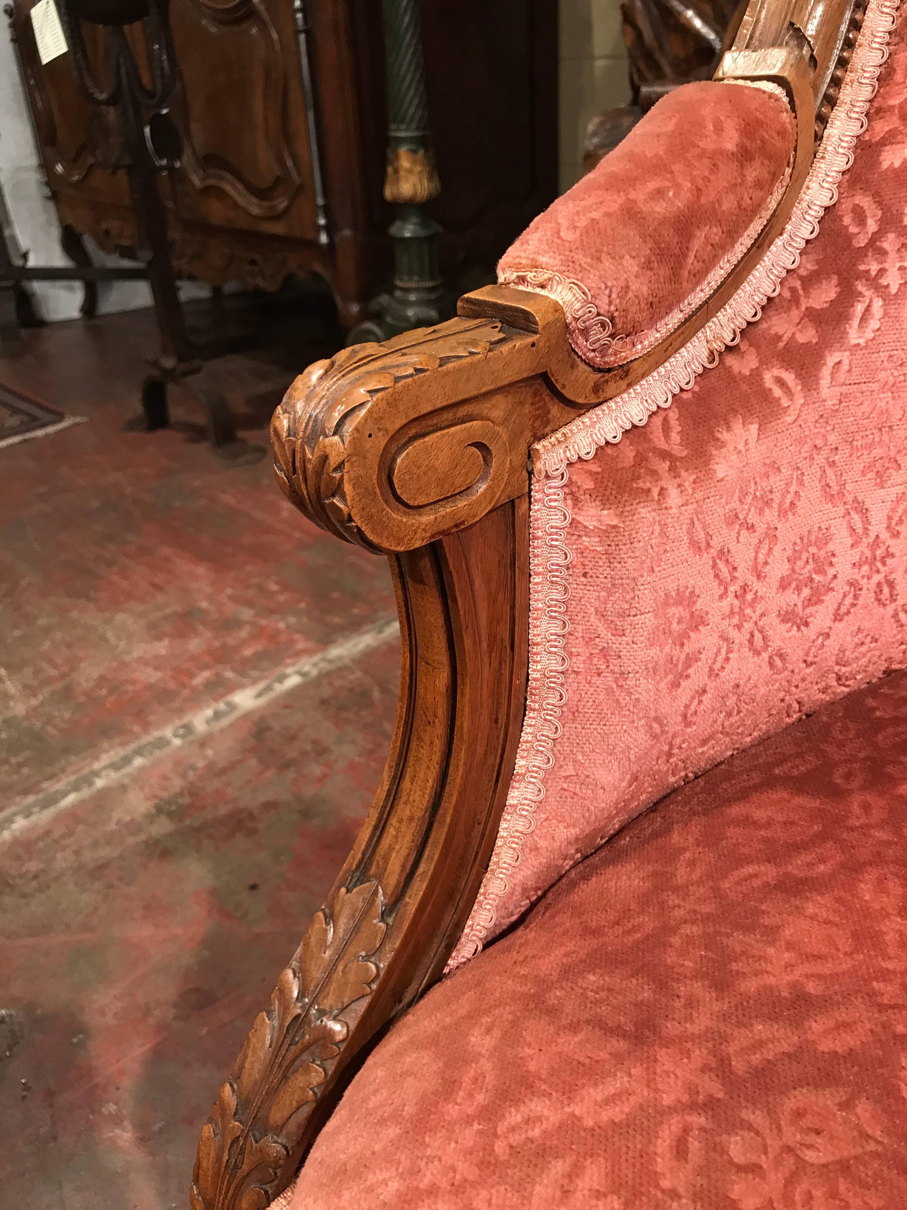 Fabric 19th Century French Louis XVI Carved Walnut Duchesse Chaise from Provence
