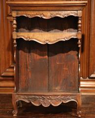 19th Century French Louis XV Carved Walnut Wall Shelf from Provence