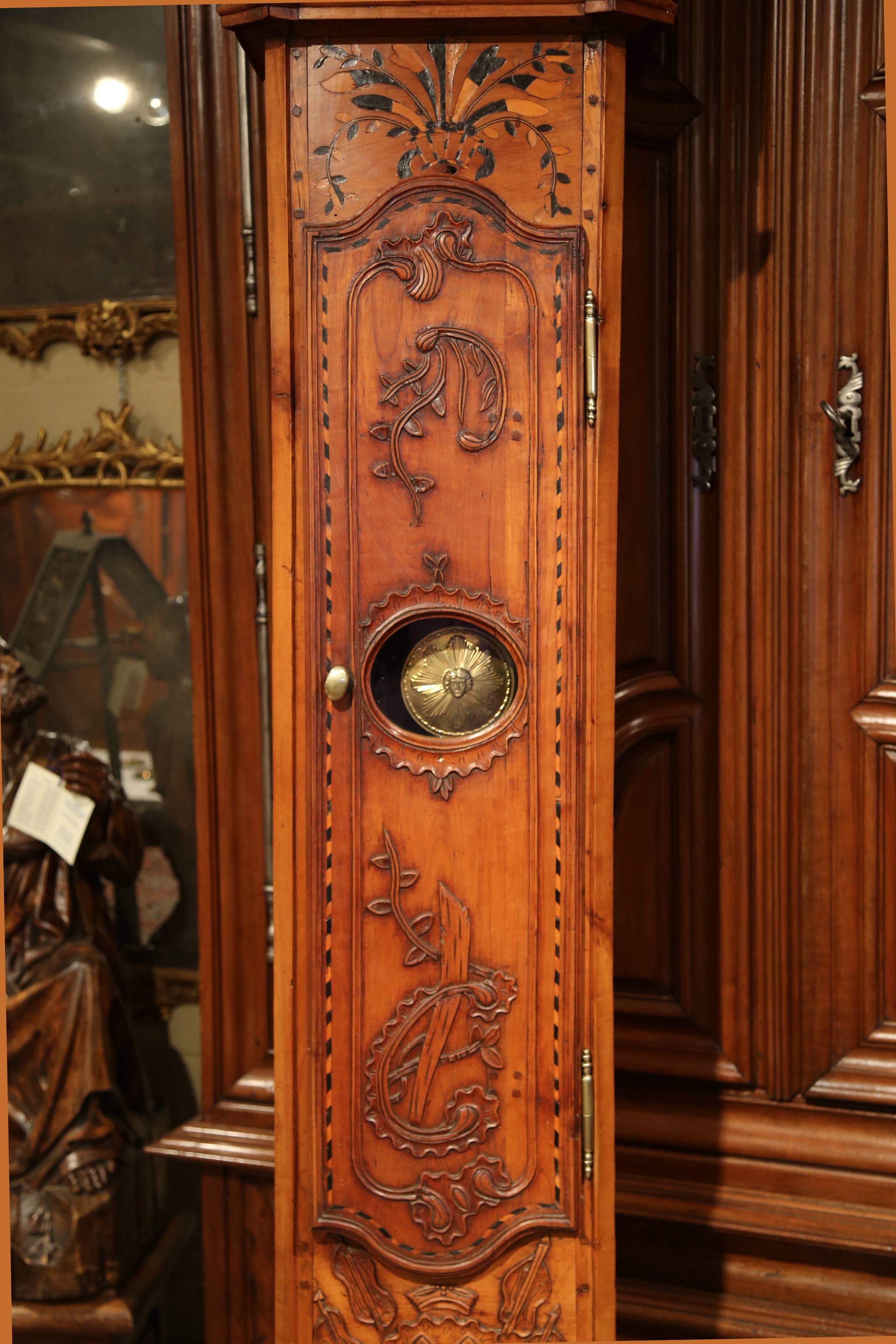  18th Century, French, Louis XV Carved Walnut Tall Case Clock with Inlay Design In Excellent Condition In Dallas, TX