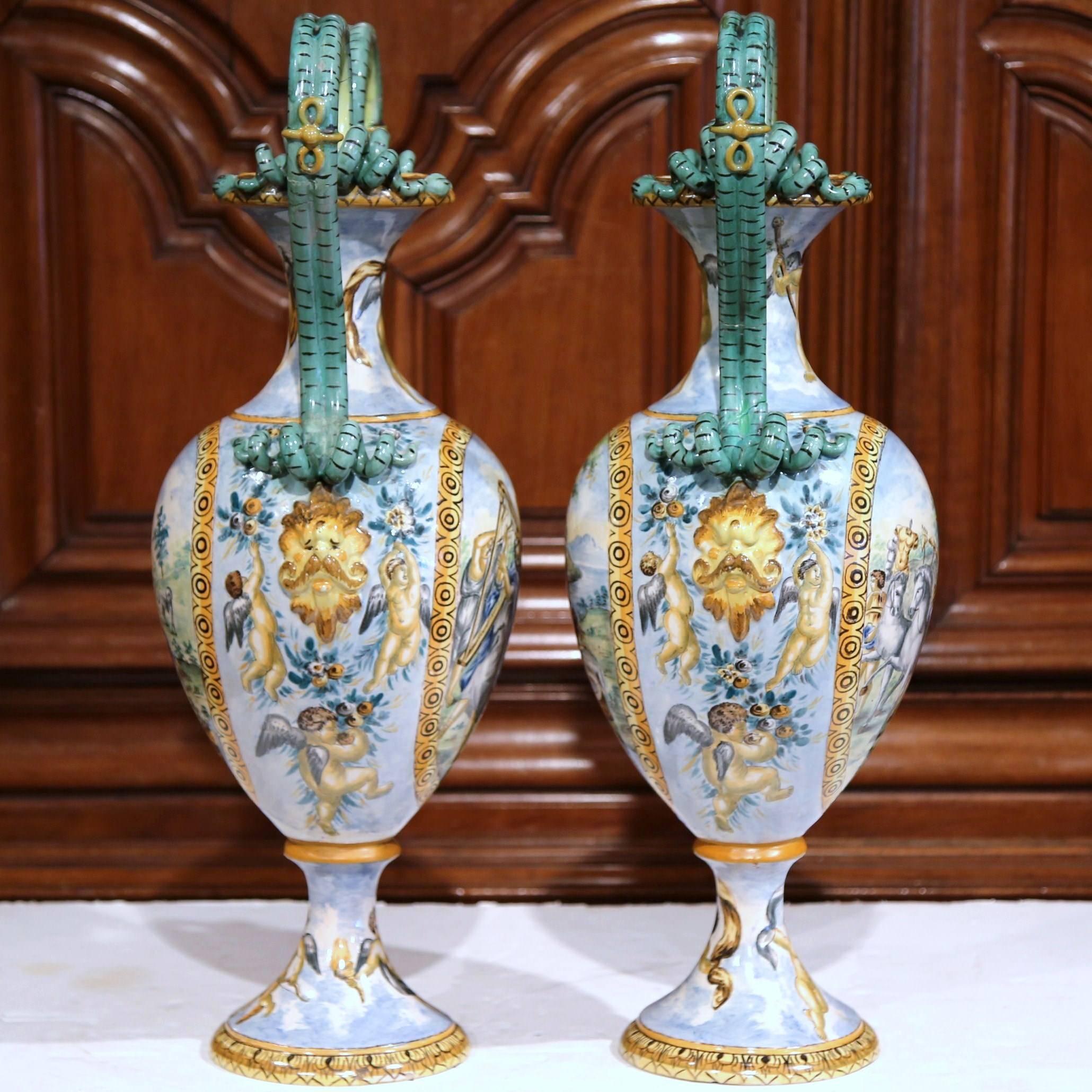 Pair of 19th Century Italian Hand Classical Painted Vases with Roman Scenes In Good Condition In Dallas, TX