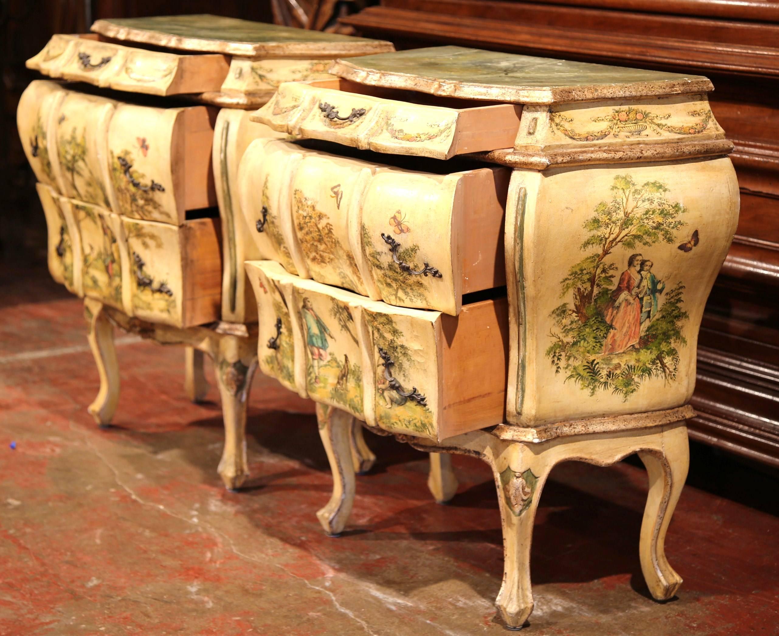 Pair of Mid-20th Century Italian Carved Bombe Hand-Painted Nightstands Tables 1