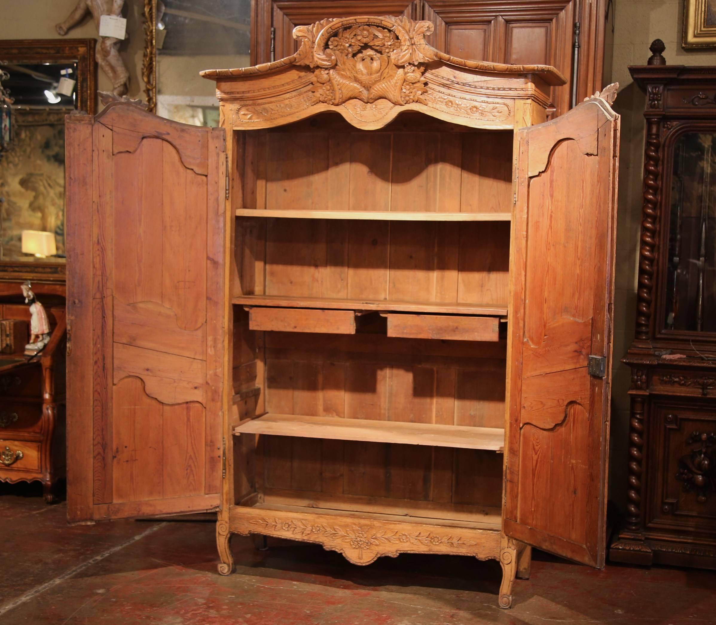 Mid-18th Century French Louis XV Carved Pine Wedding Armoire from Normandy 4