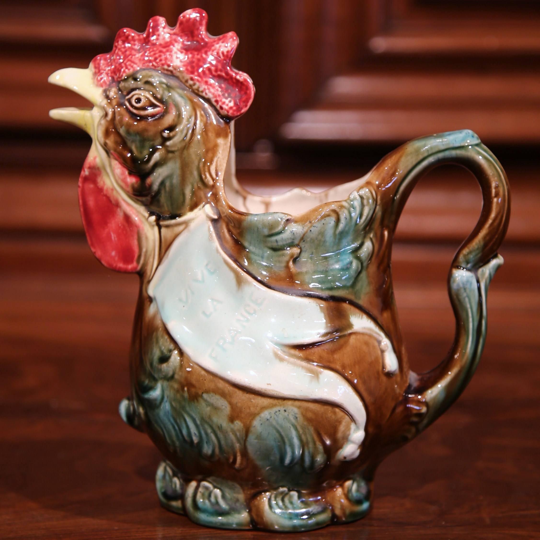 Two Early 20th Century, French Hand-Painted Barbotine Rooster Water Pitchers In Excellent Condition In Dallas, TX