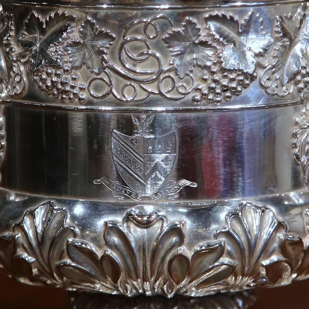 Repoussé Early 20th Century English Silver Plated Wine Cooler with Engraved Coat of Arms
