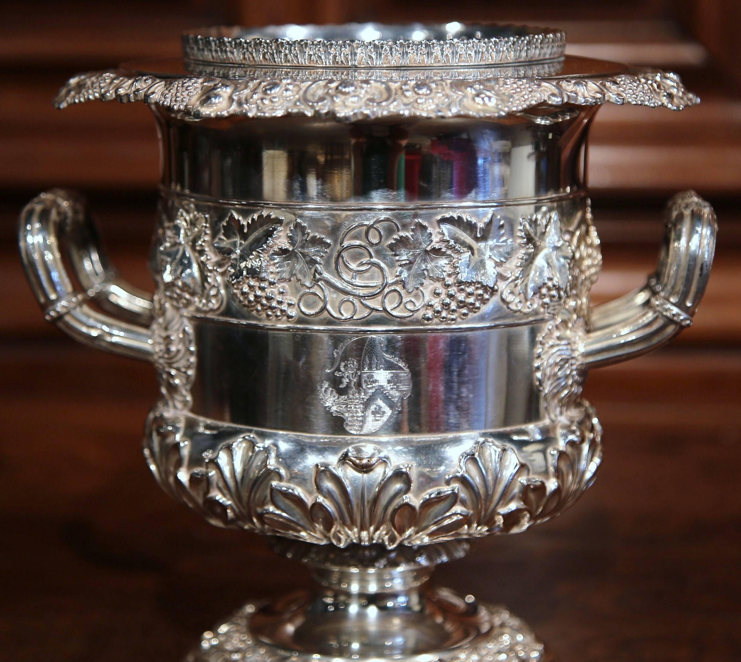 Early 20th Century English Silver Plated Wine Cooler with Engraved Coat of Arms 2