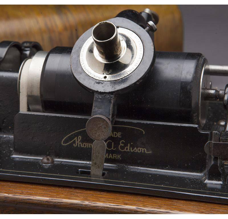 thomas edison cylinder phonograph