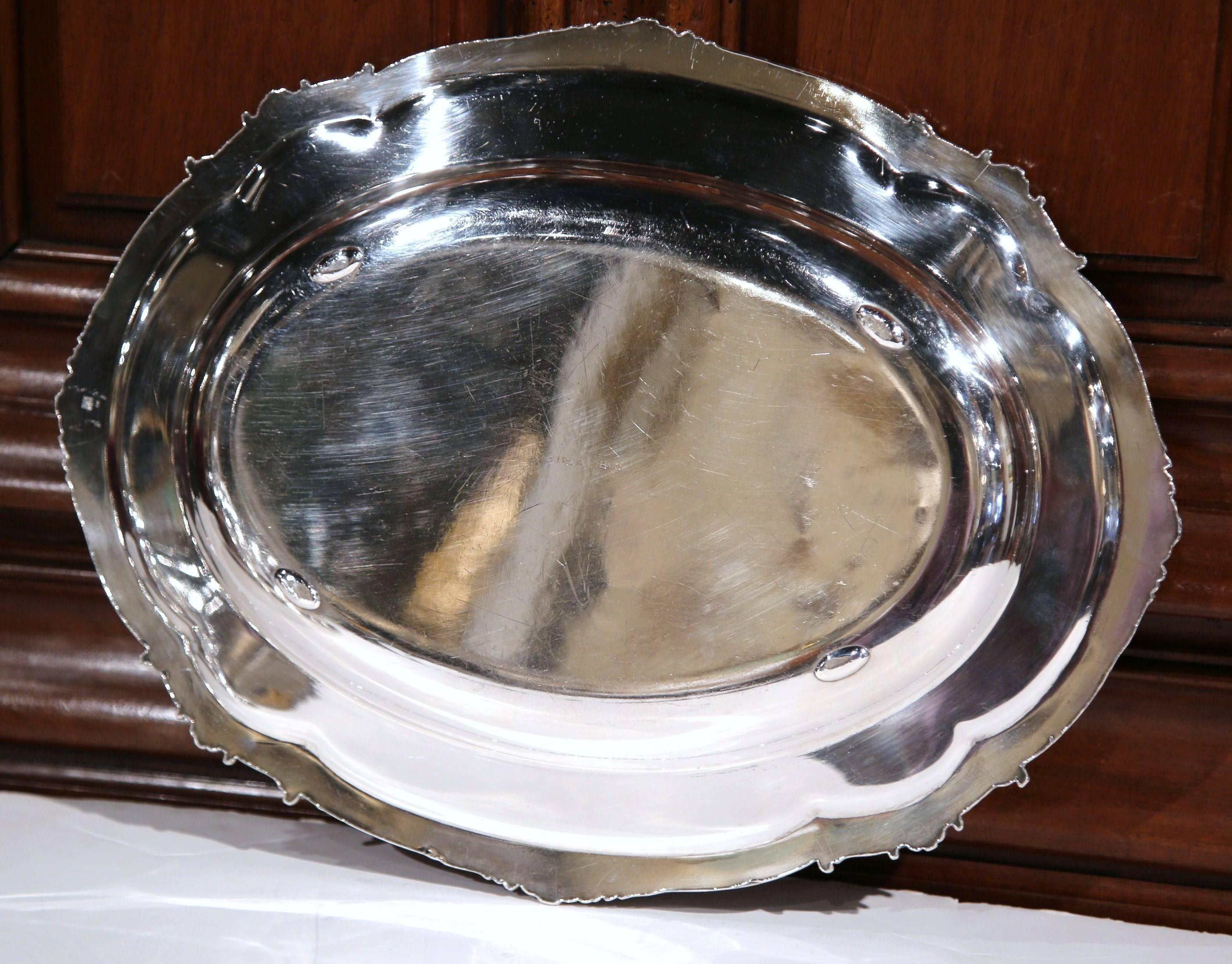 19th Century English Henry Wilkinson Two-Piece Silver Plated Platter with Dome 2