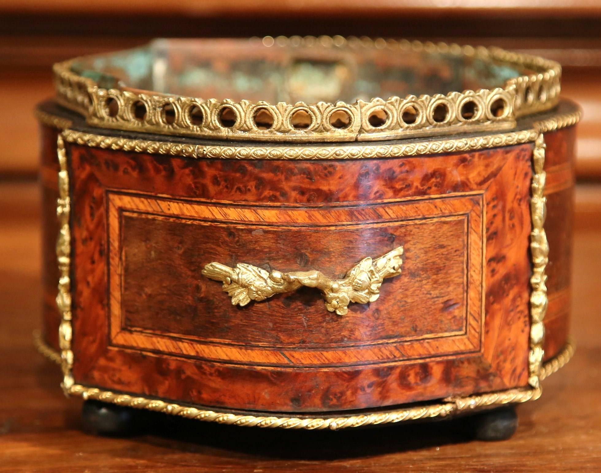 Napoleon III 19th Century French Oval Rosewood Jardinière with Marquetry and Bronze Mounts