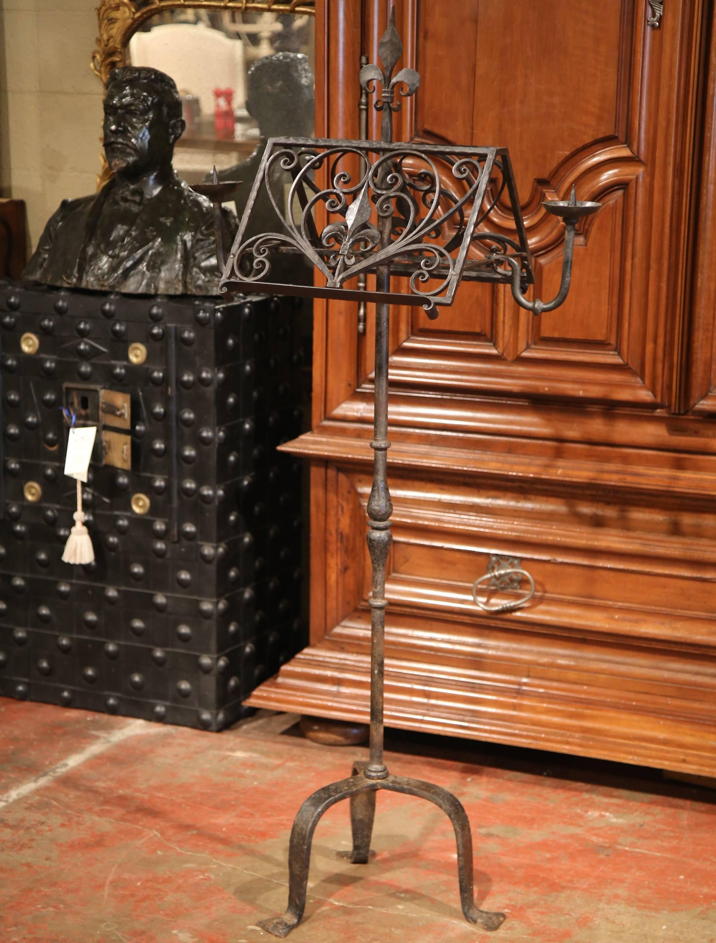 Gothic 19th Century French Two-Side Forged Black Iron Music Stand with Fleur-de-Lys 