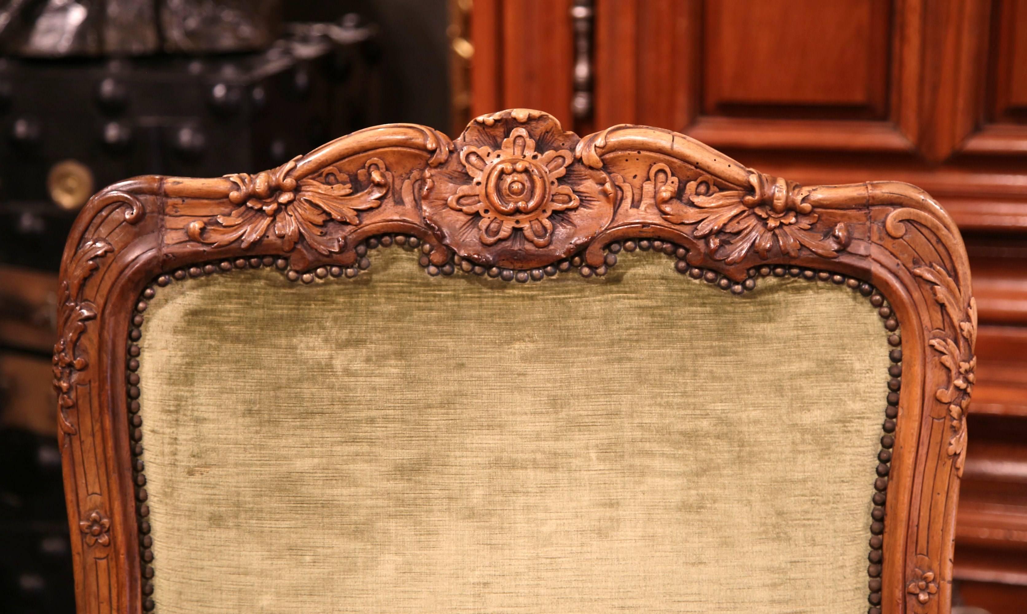 19th Century French Louis XV Carved Walnut Desk Armchair and Green Velvet Fabric In Excellent Condition In Dallas, TX