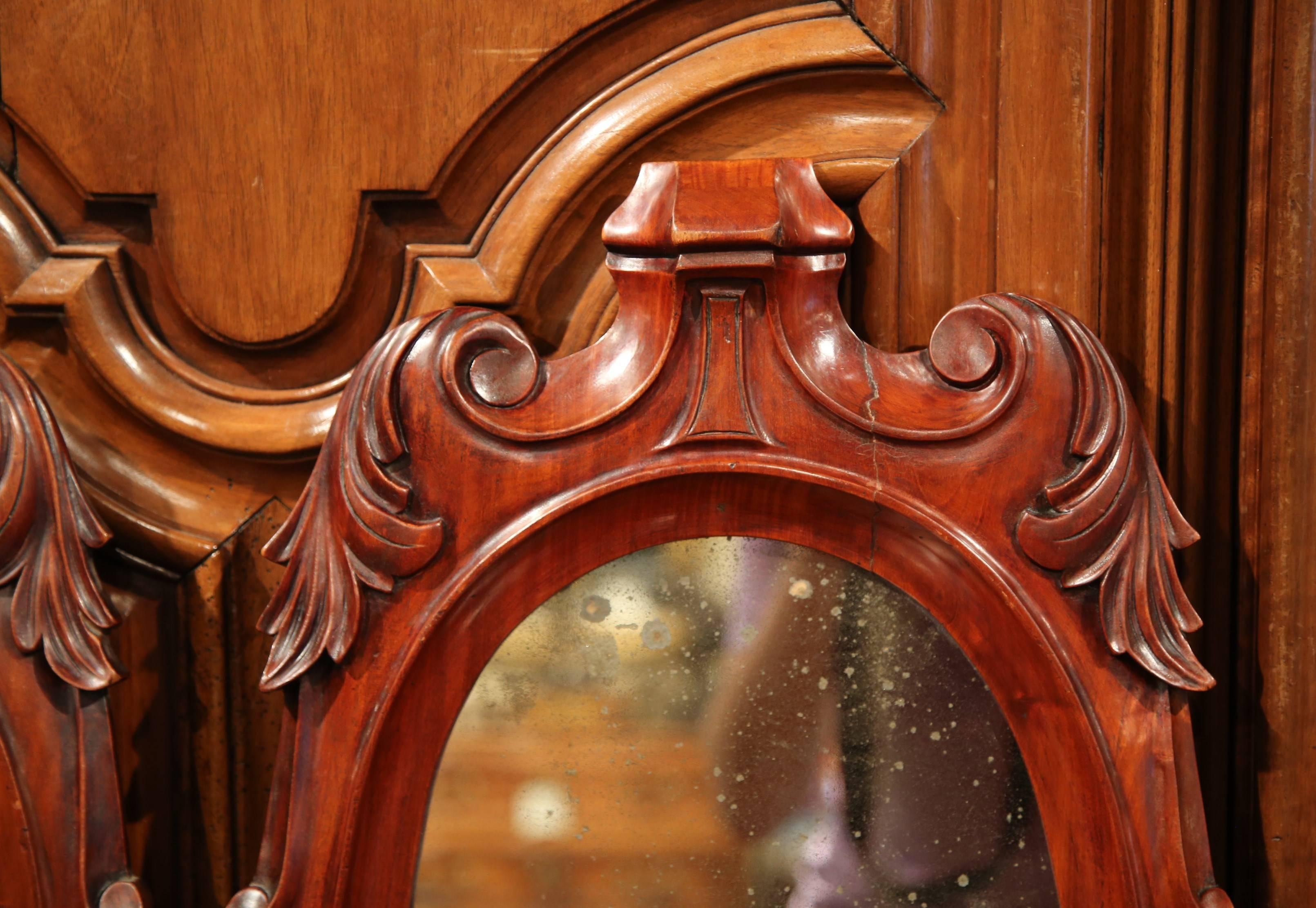 Mercury Glass Pair of 19th Century French Regency Hand Carved Mahogany Wall Mirrors For Sale