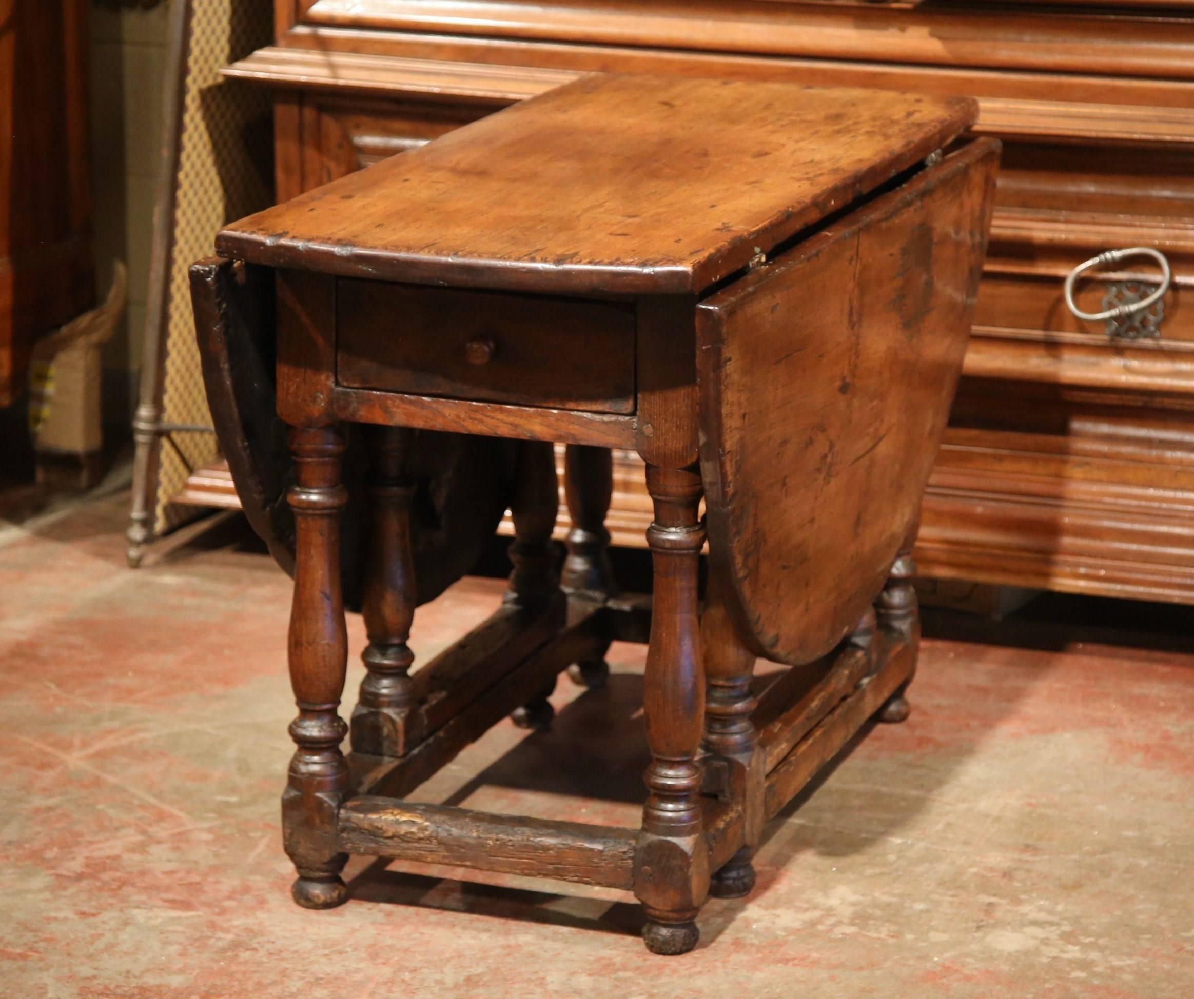 18th Century French Carved Walnut Eight-Leg Oval Drop-Leaf Table with Drawer 3