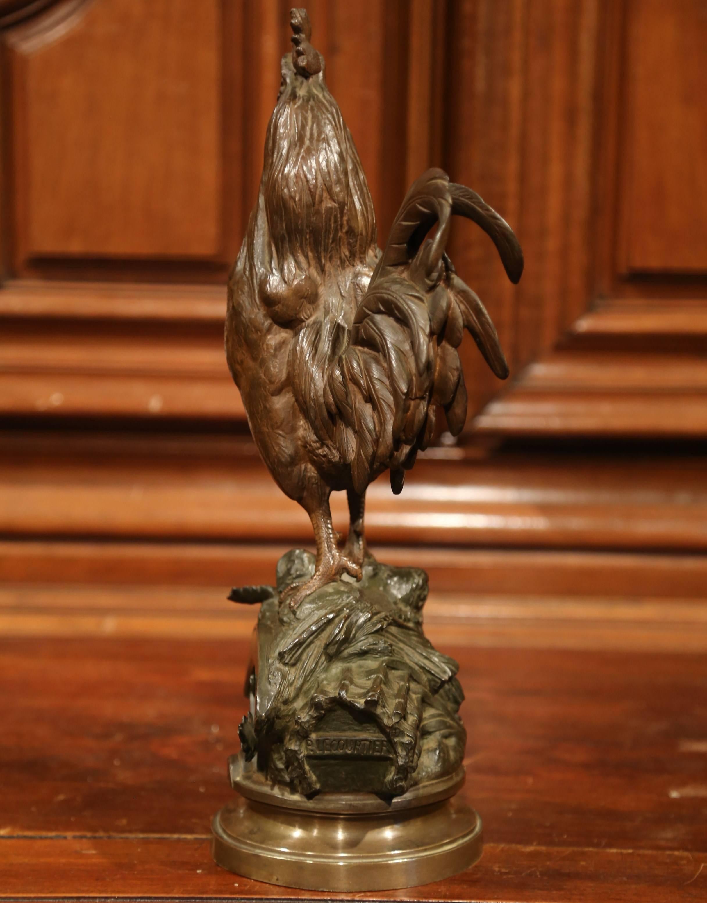Français Sculpture française de coq en bronze patiné du 19ème siècle signée P. Lecourtier