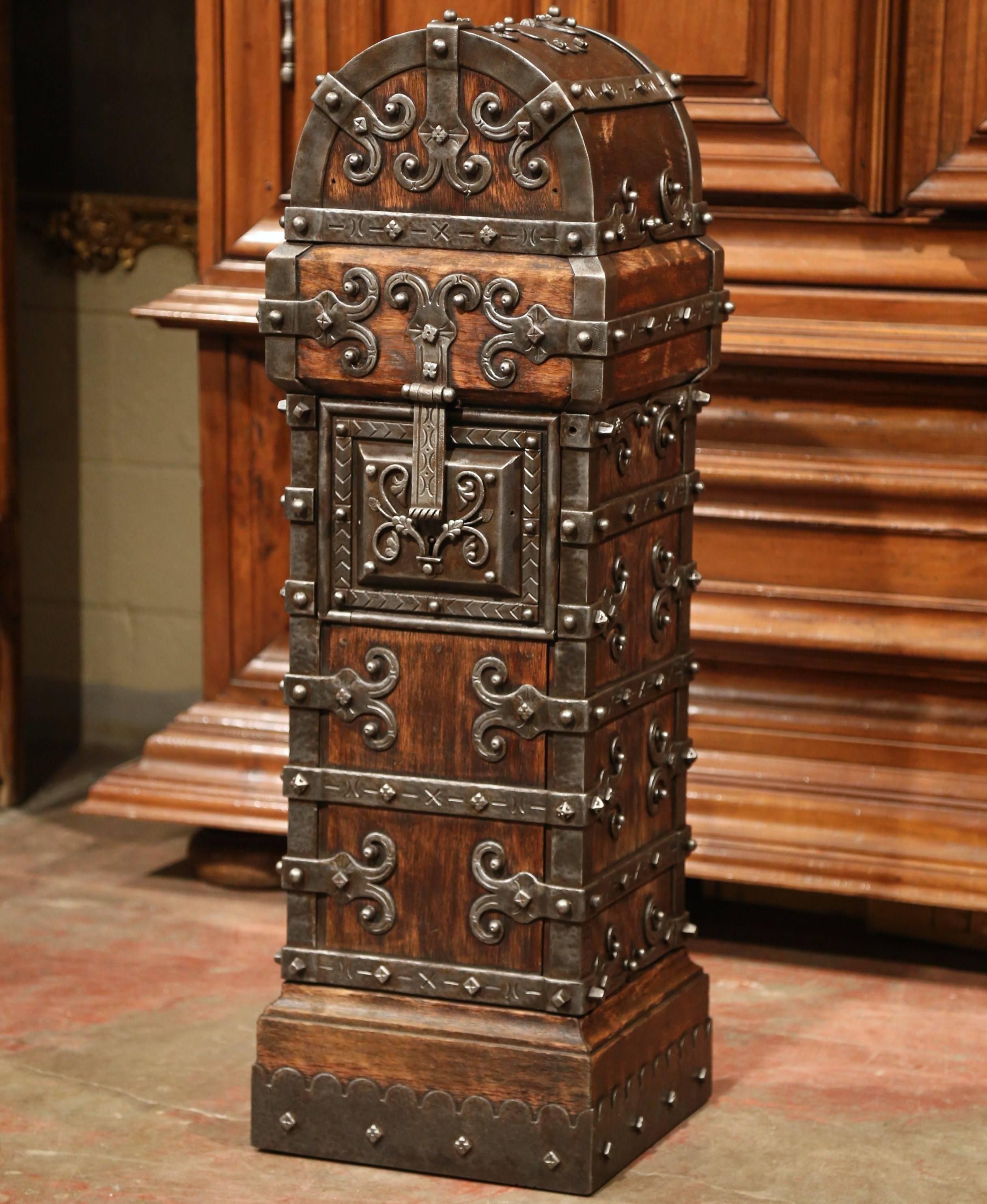 Hand-Carved 18th Century Spanish Wood and Iron Church Trunk Safe with Triple Lock and Keys 