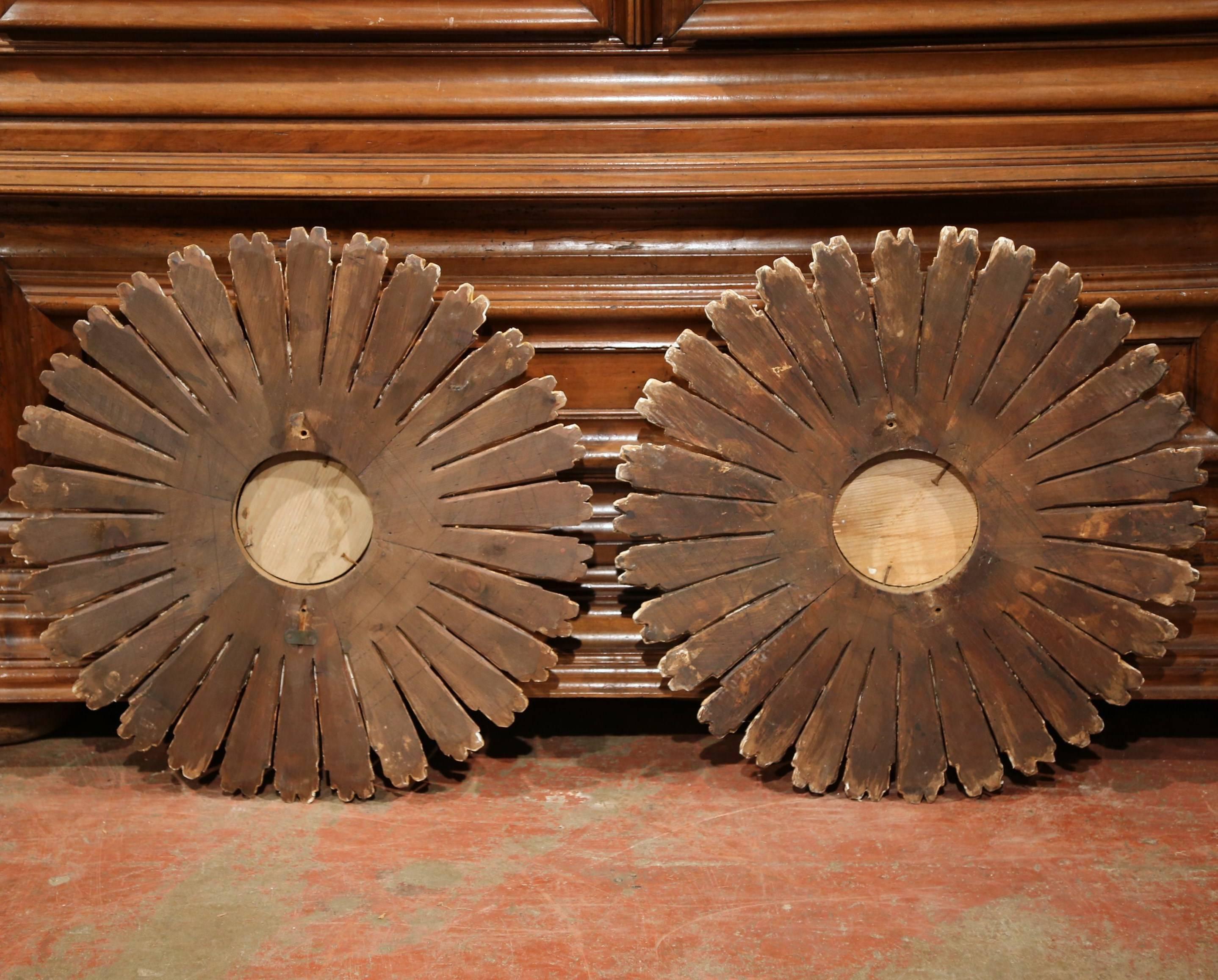 Pair of Mid-20th Century French Carved Painted and Silvered Sunburst Mirrors 4