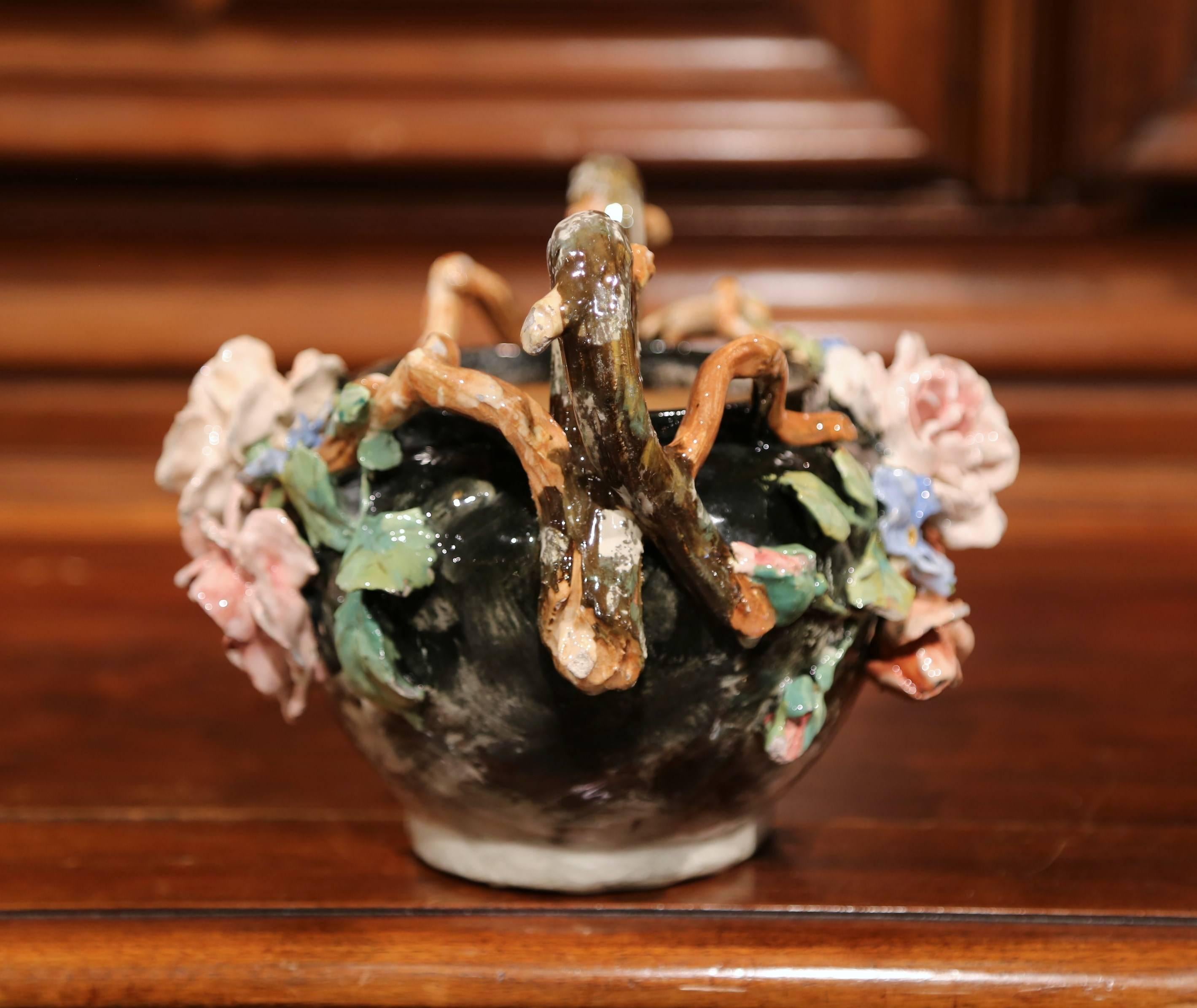 19th Century French Painted Ceramic Barbotine Jardinière with Floral Decor For Sale 2