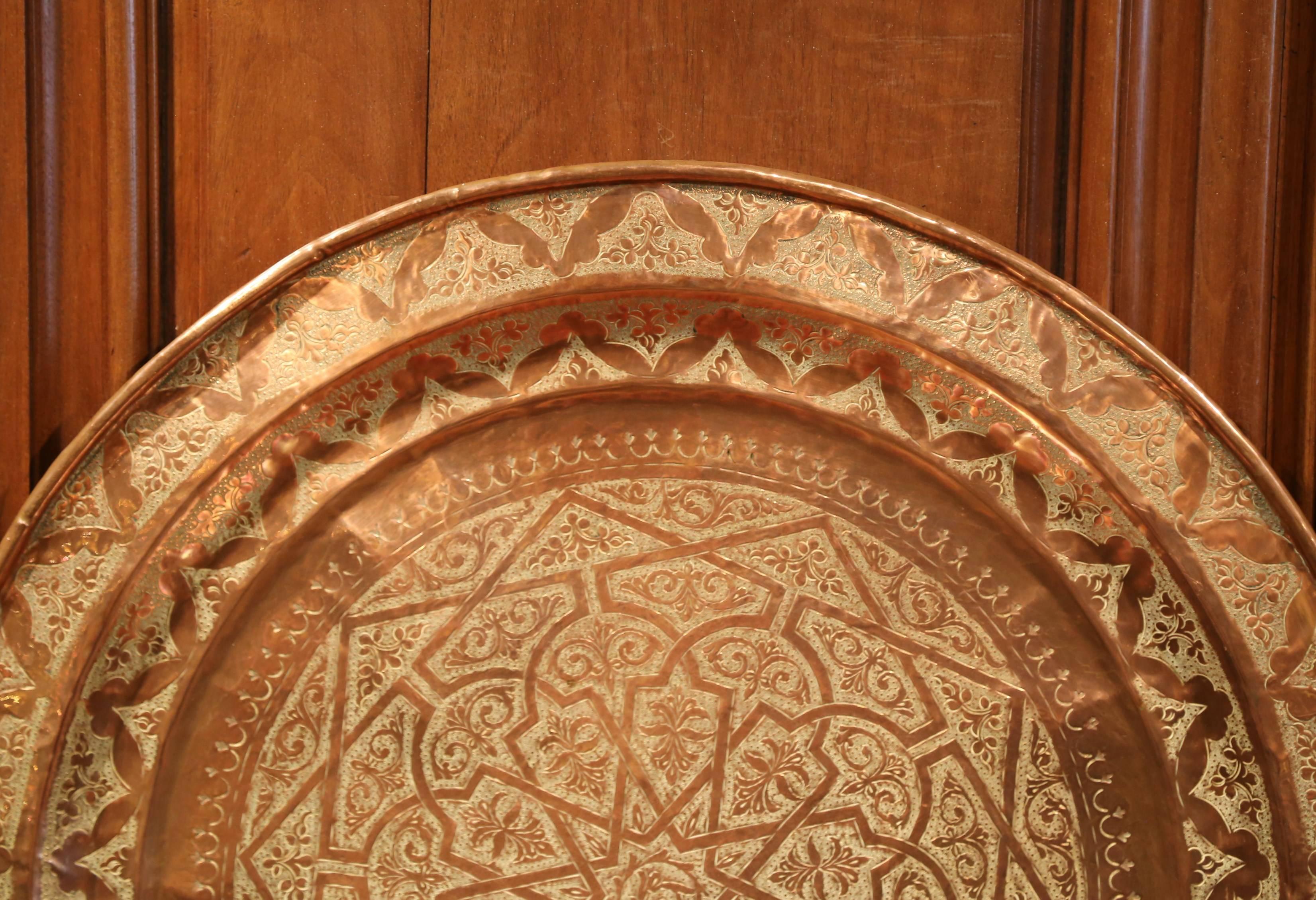 Baroque Early 20th Century French Round Copper Tray with Engraved Geometric Motifs