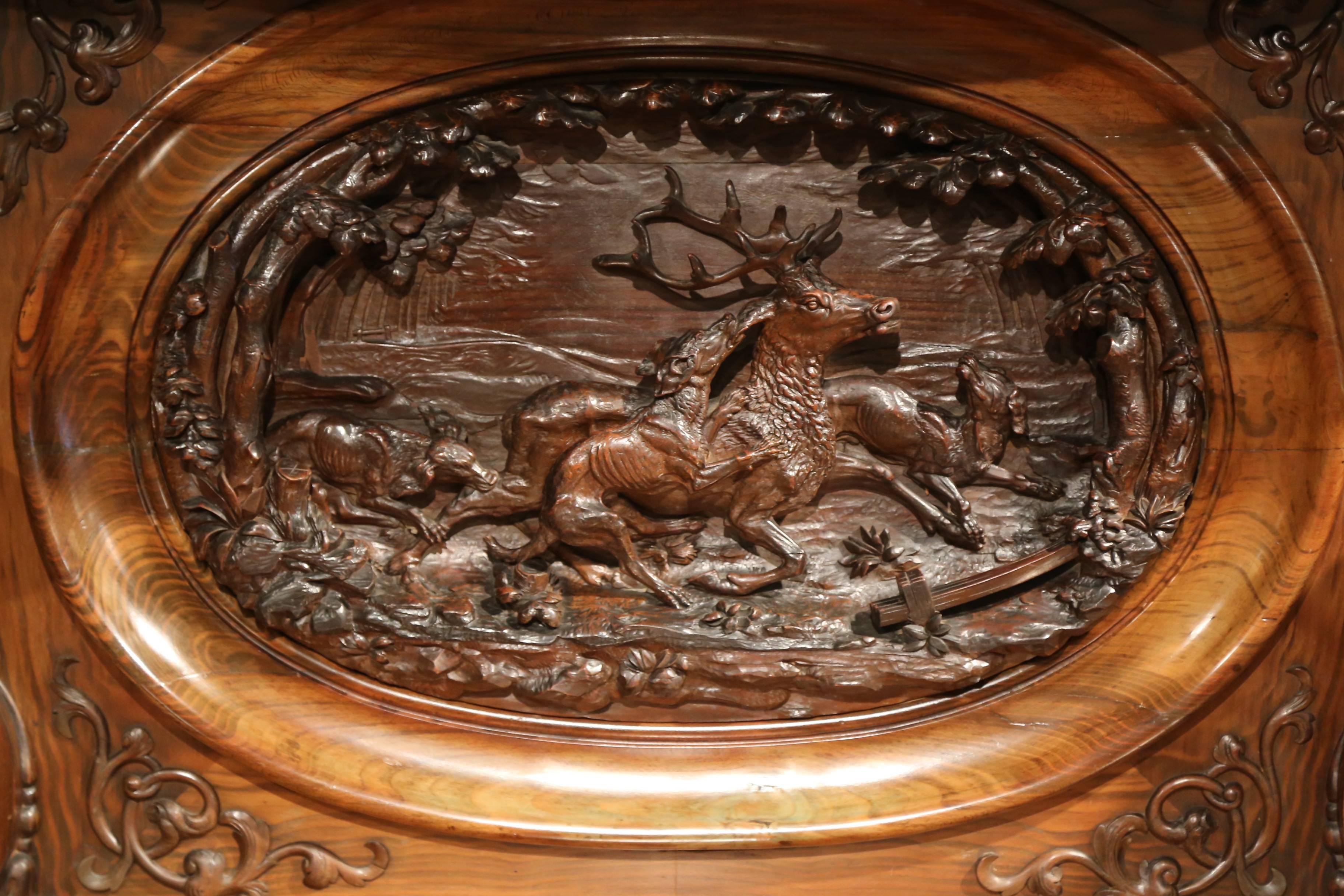 Black Forest 19th Century French Carved Rosewood Hunt Buffet with Deer and Bird Motifs