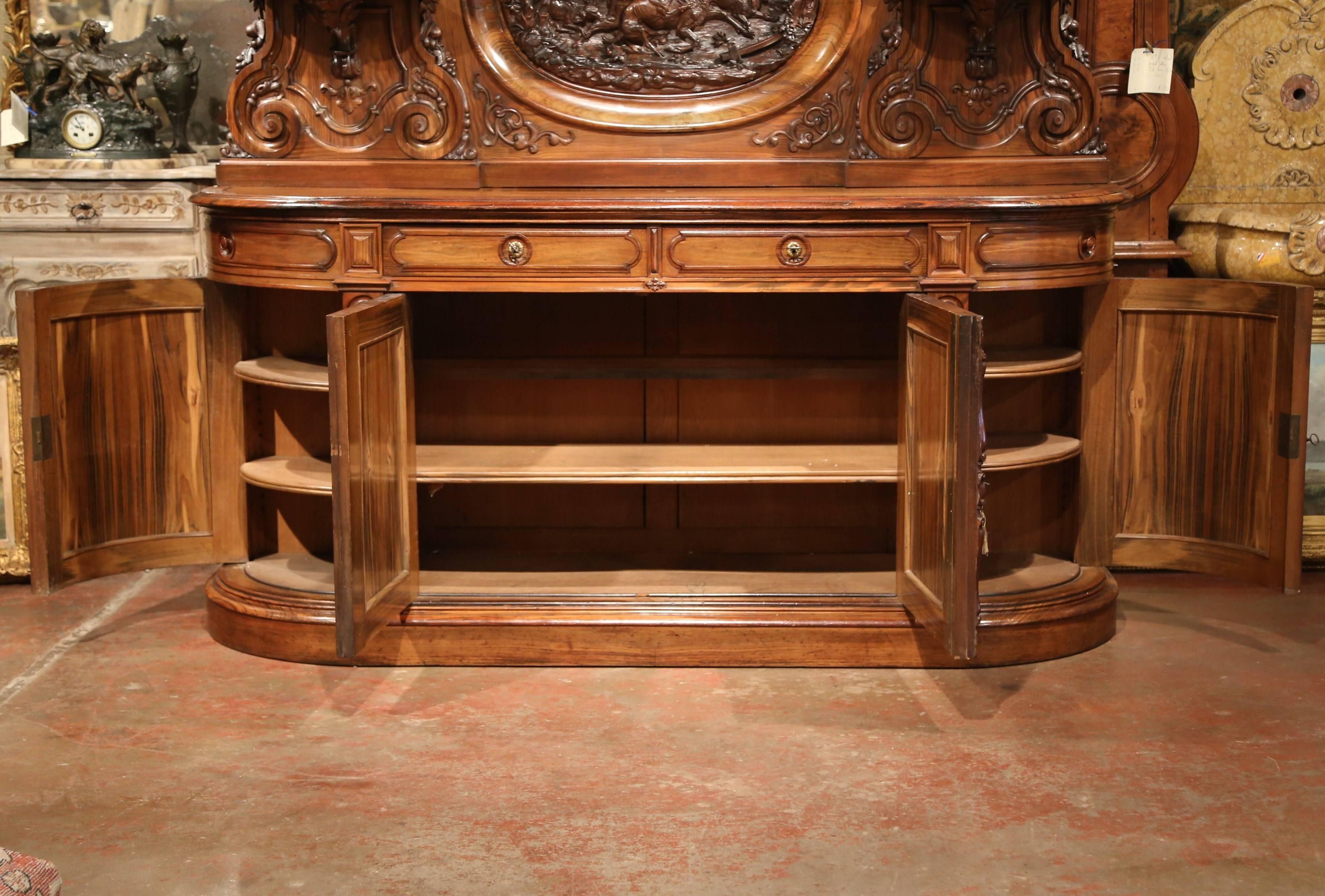 19th Century French Carved Rosewood Hunt Buffet with Deer and Bird Motifs 1