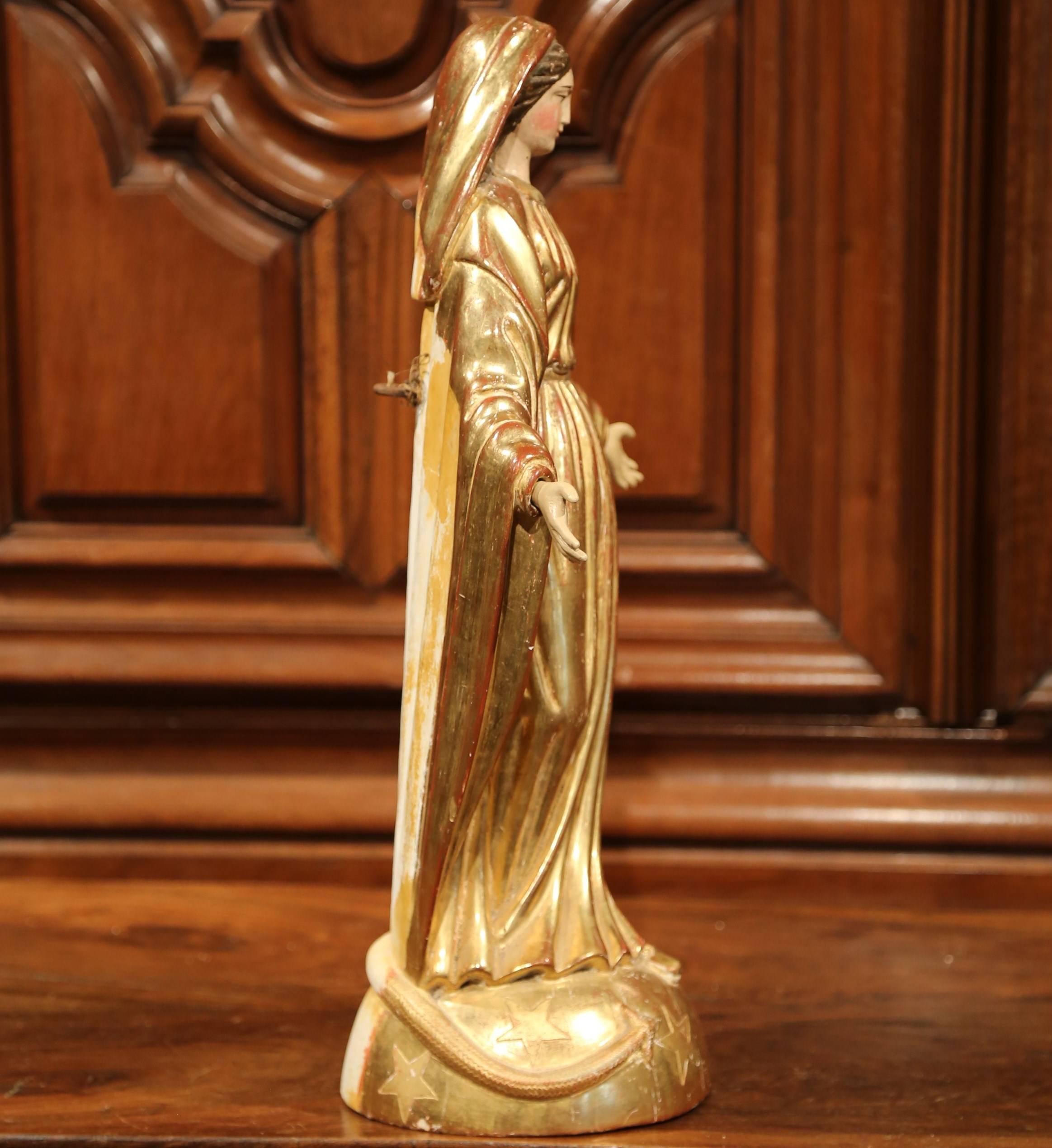 18th Century French Carved Giltwood Virgin Mary Statue Standing on Globe In Excellent Condition In Dallas, TX