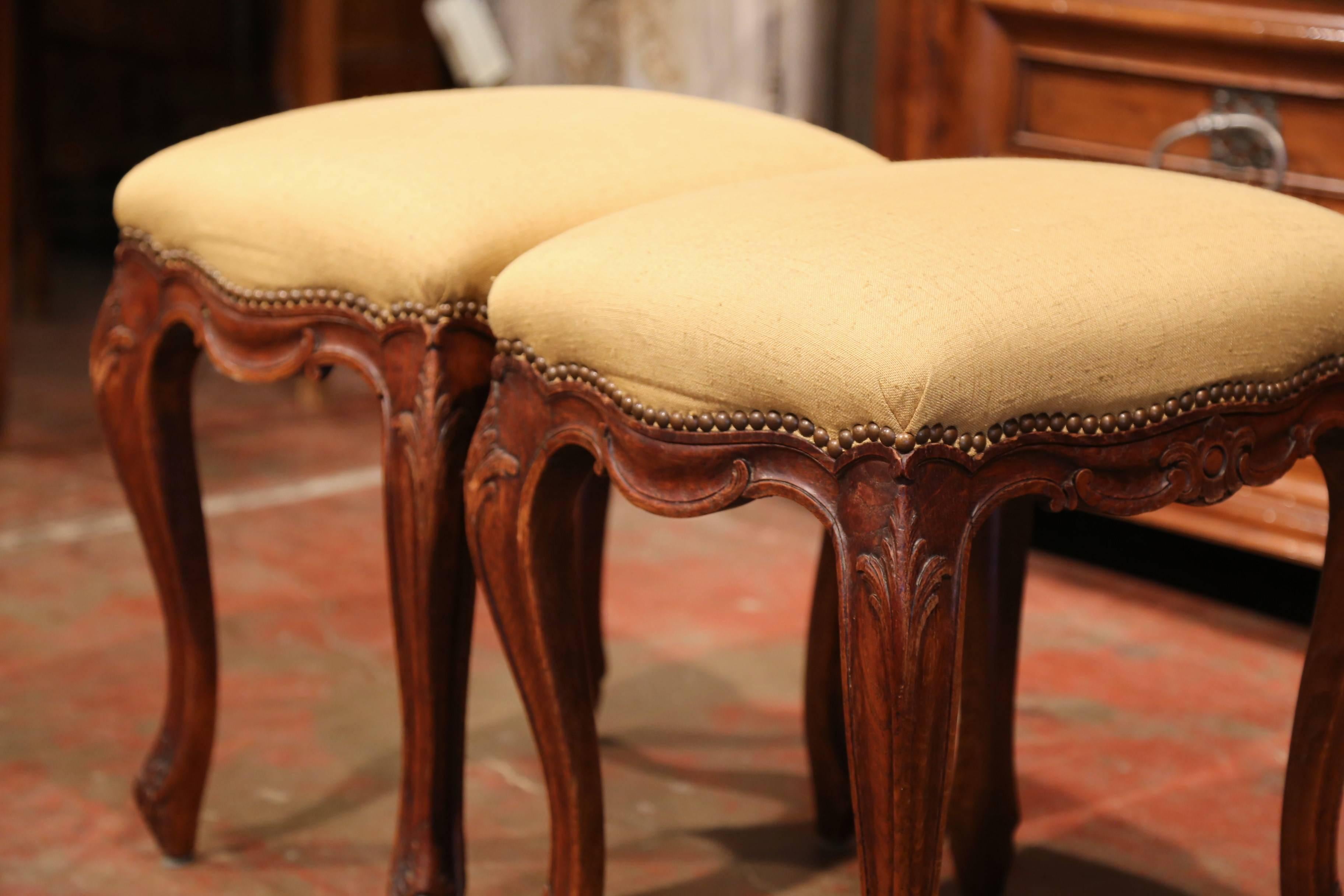 Pair of Early 20th Century French Louis XV Carved Stools with Fabric 3