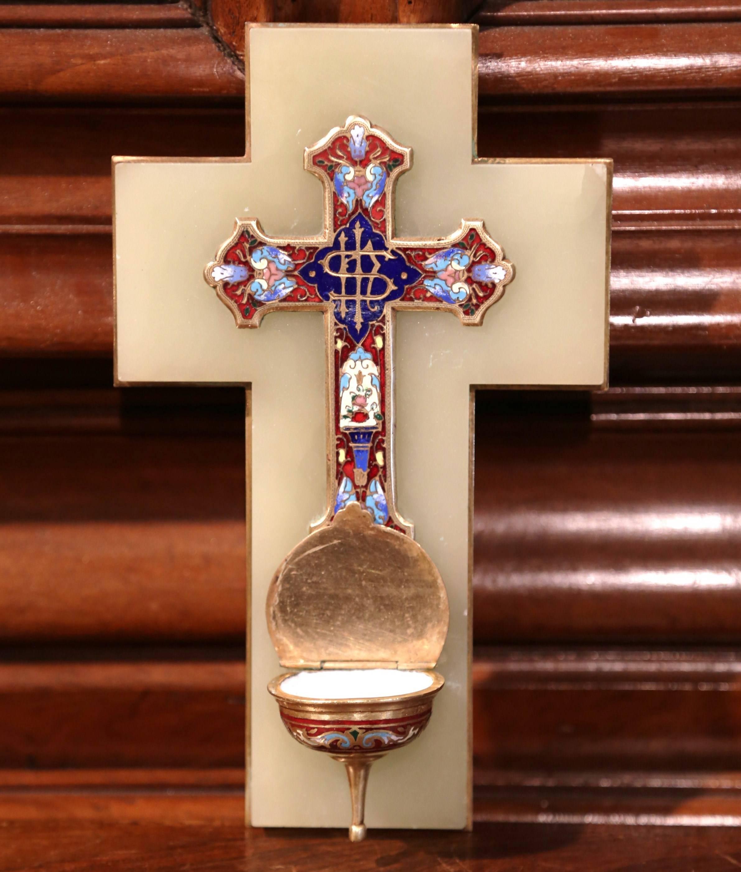 This green marble and cloisonné cross with holy water recipient was created in France, circa 1870. The antique piece has beautiful, intricate cloisonné work with enamel, stone and bronze and a gleaming green marble base. The religious object is in