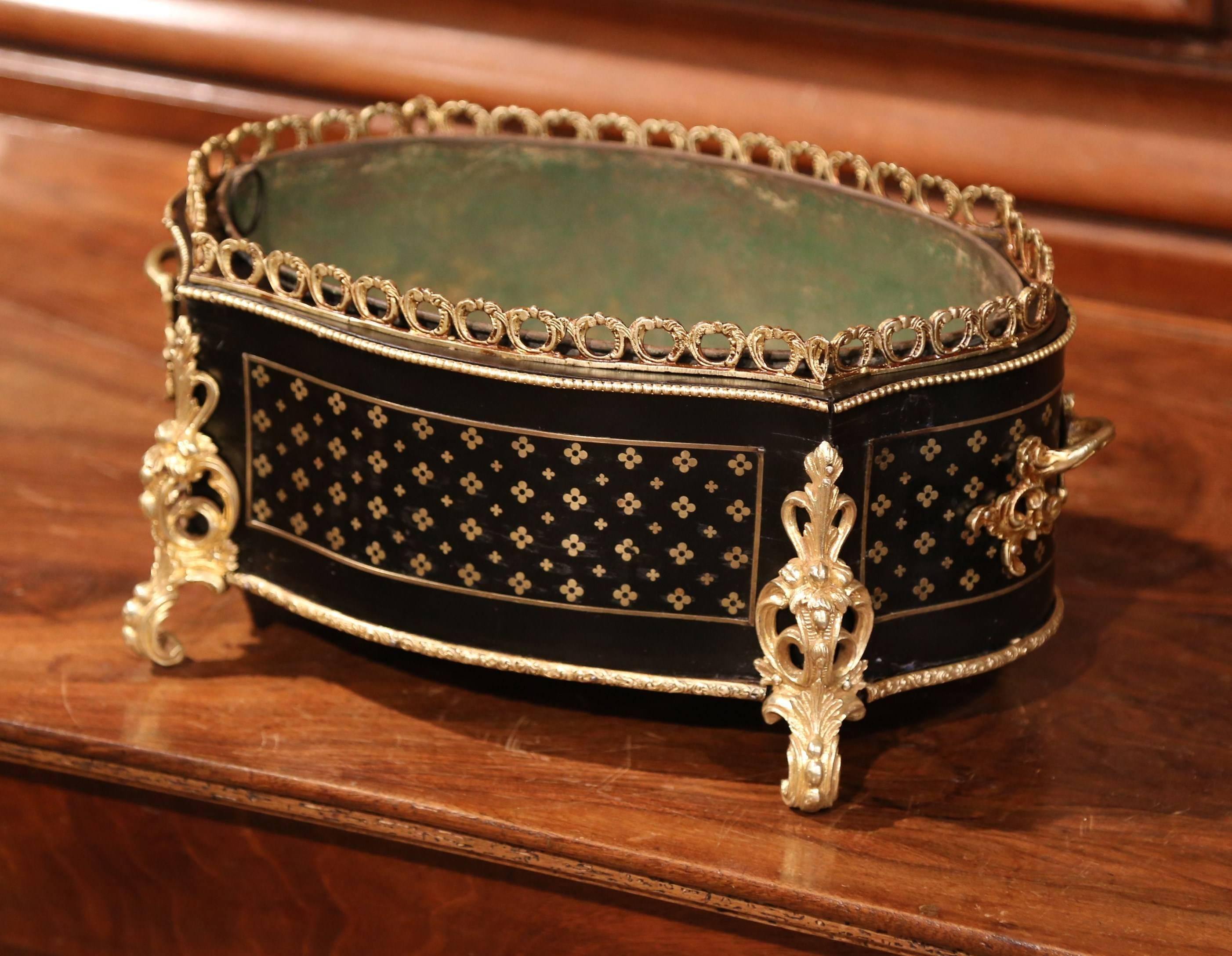 19th Century French Blackened Boulle Jardinière with Inlay and Bronze Mounts In Excellent Condition In Dallas, TX