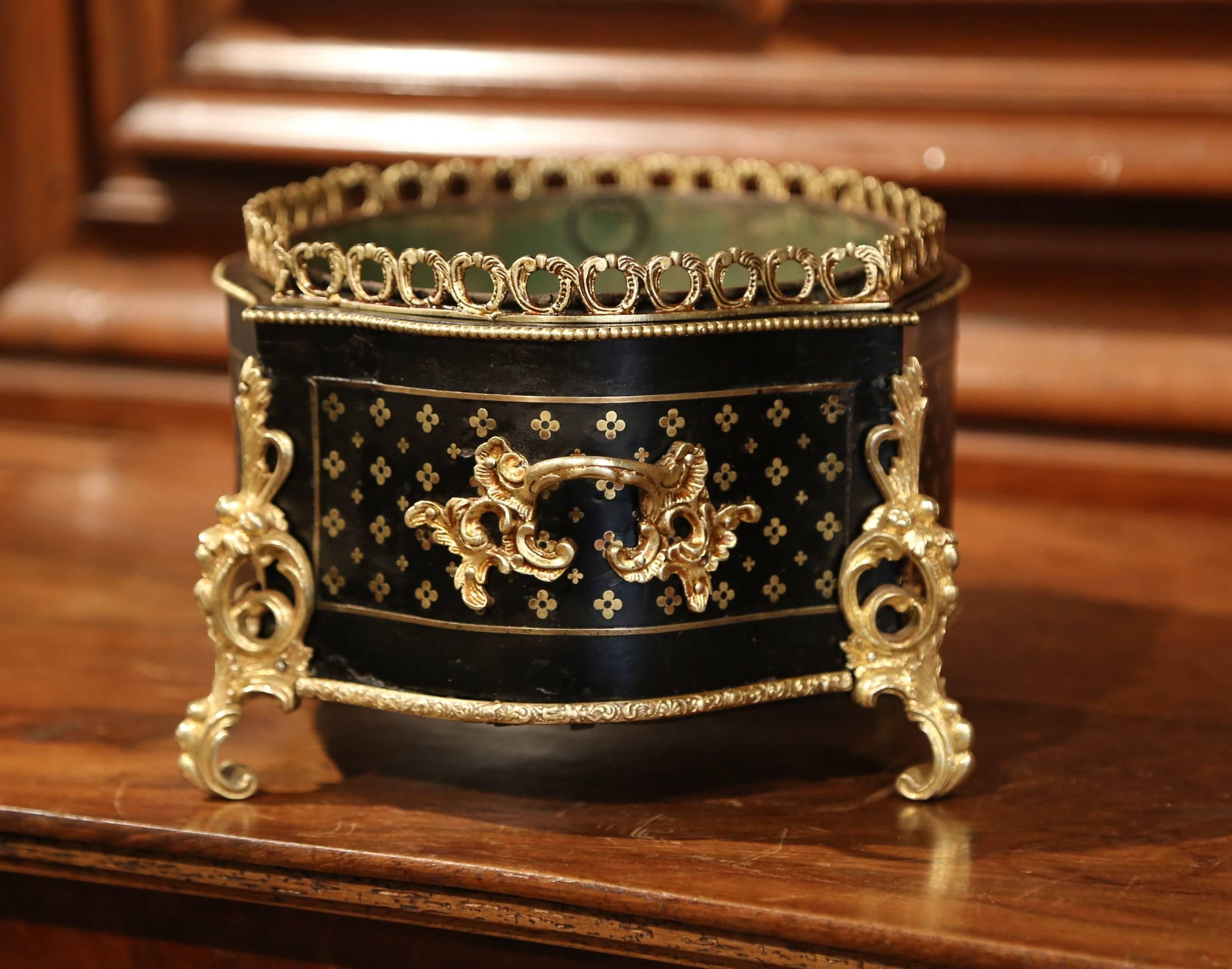 19th Century French Blackened Boulle Jardinière with Inlay and Bronze Mounts 2