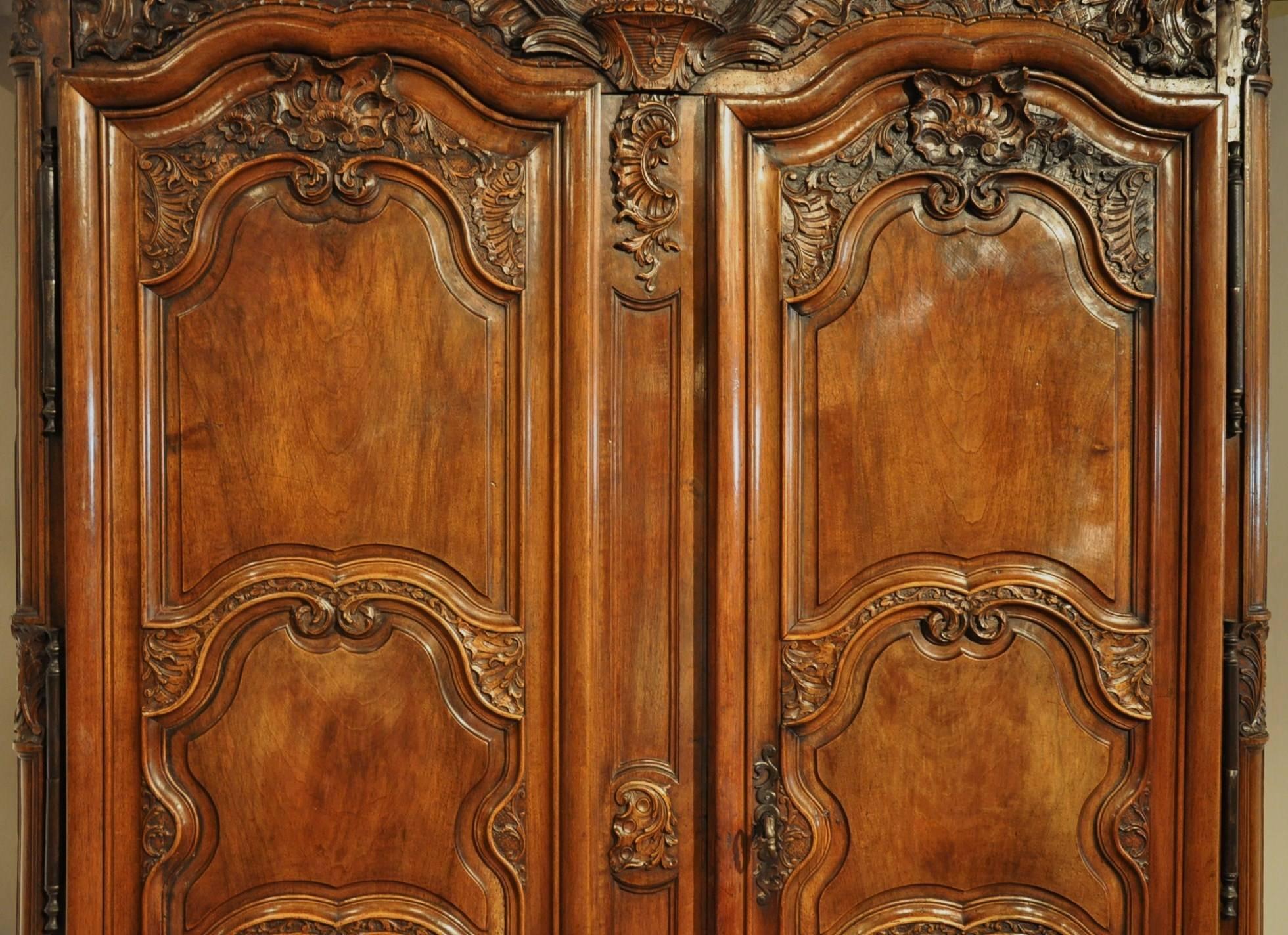 18th Century Country French Louis XV Carved Walnut Armoire from Lyon 1