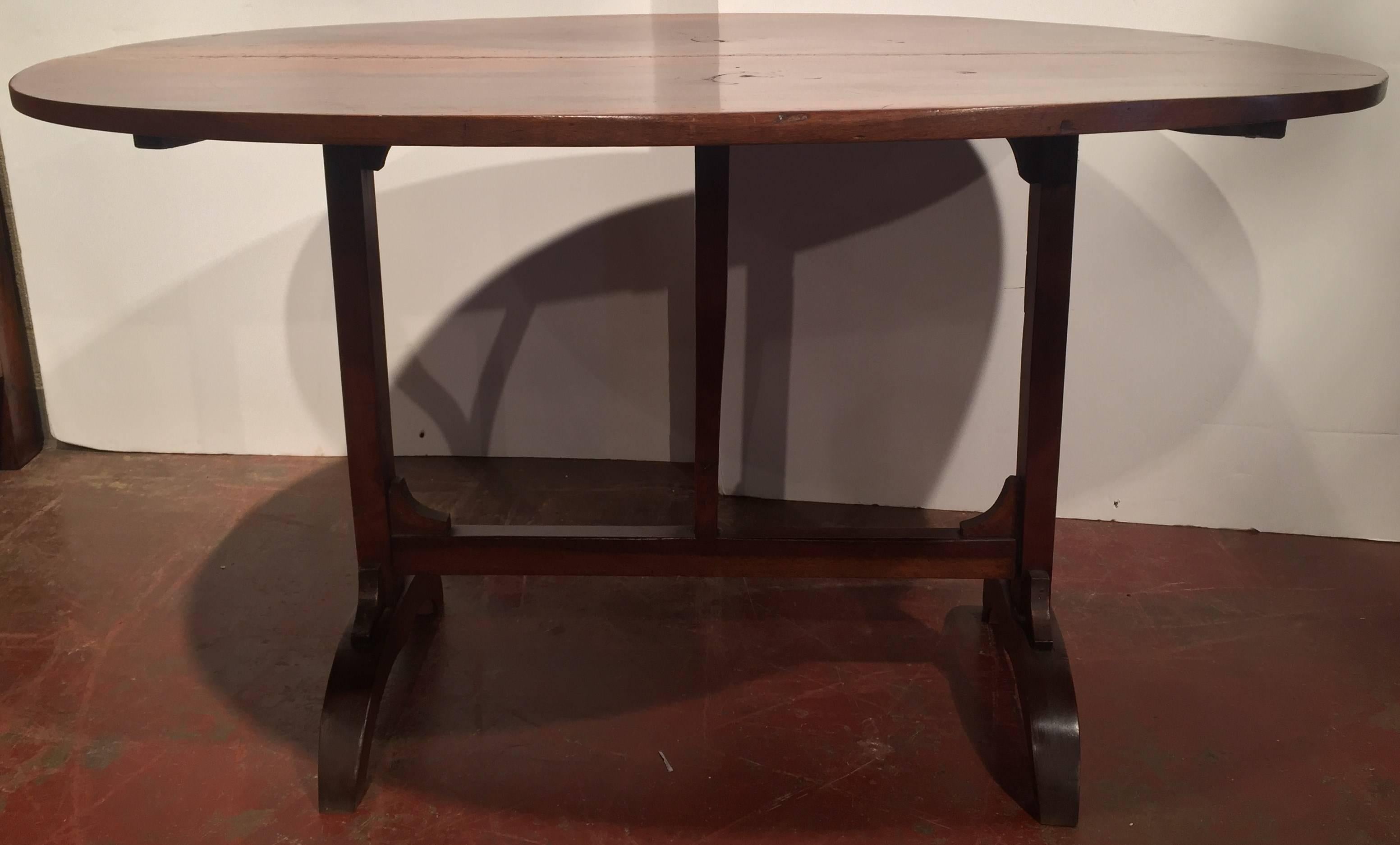 19th Century French Walnut Wine Tasting Table from Burgundy 2