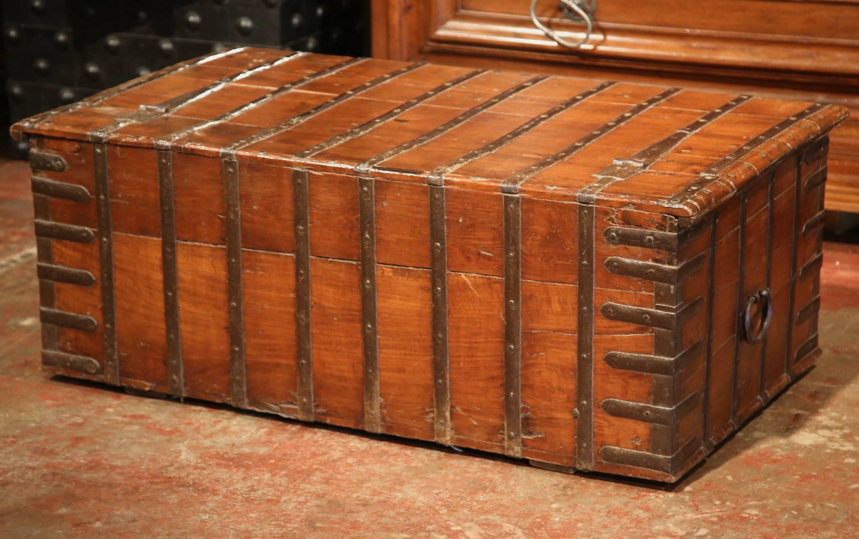 19th Century English Chestnut Coffee Table Trunk with Heavy Hardware 3