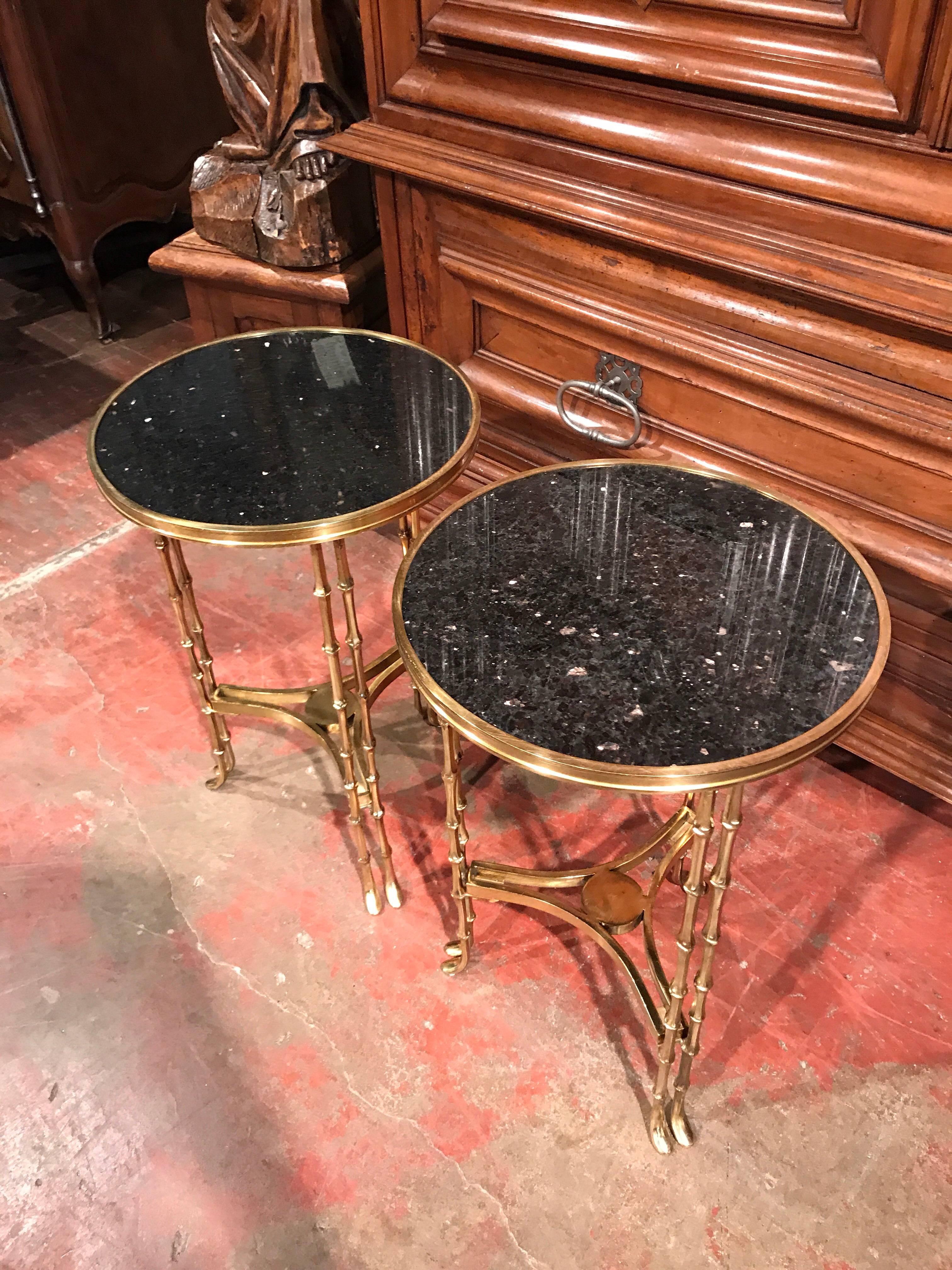 Pair of Early 20th Century French Neoclassical Bronze and Granite End Tables In Excellent Condition In Dallas, TX