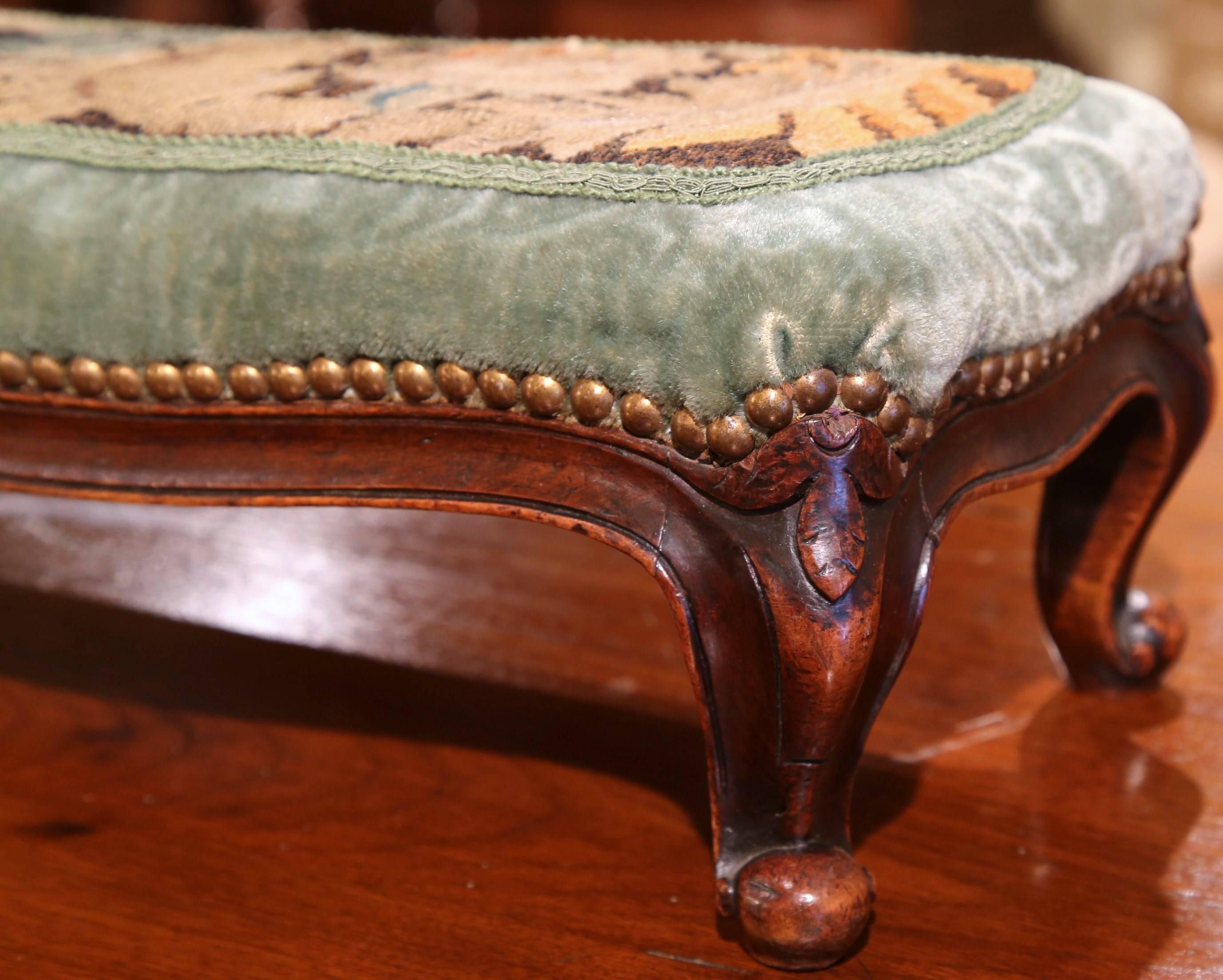 19th Century French Louis XV Walnut Six-Leg Foot Bench with Aubusson Tapestry 1