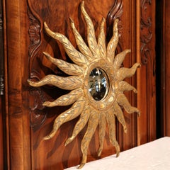 Mid-20th Century French Giltwood Sunburst Mirror with Curved and Engraved Rays