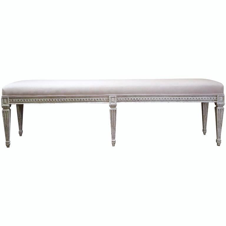 19th Century French Louis XVI Carved Hand-Painted Bench with Grey Fabric