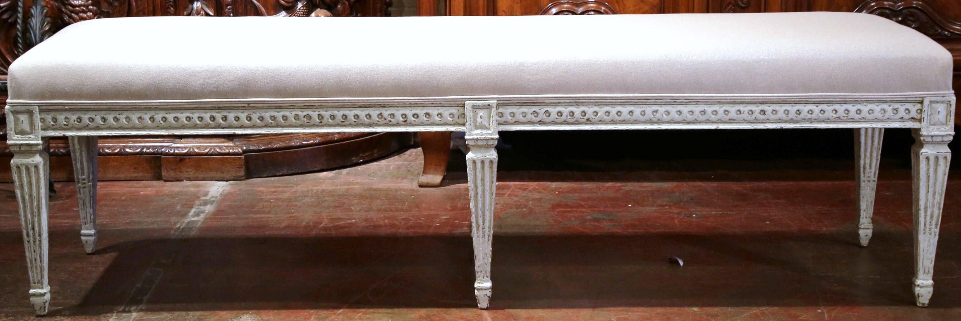 19th Century French Louis XVI Carved Hand-Painted Bench with Grey Fabric 1