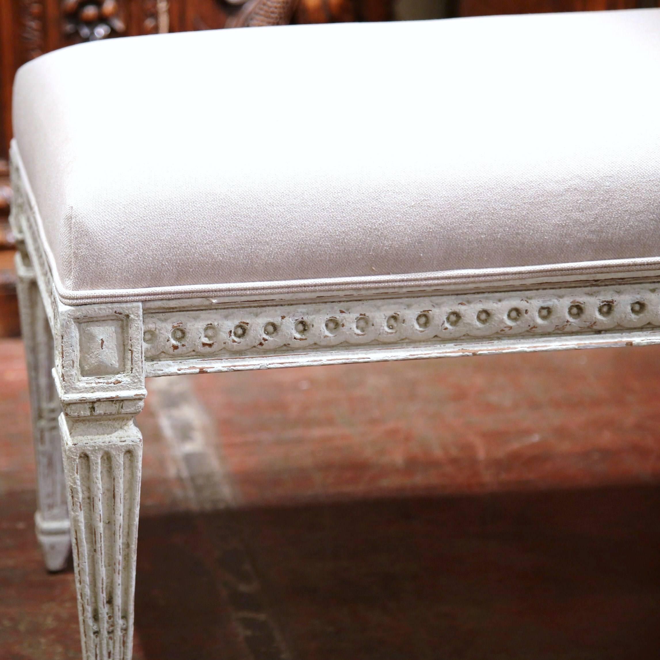 19th Century French Louis XVI Carved Hand-Painted Bench with Grey Fabric 2