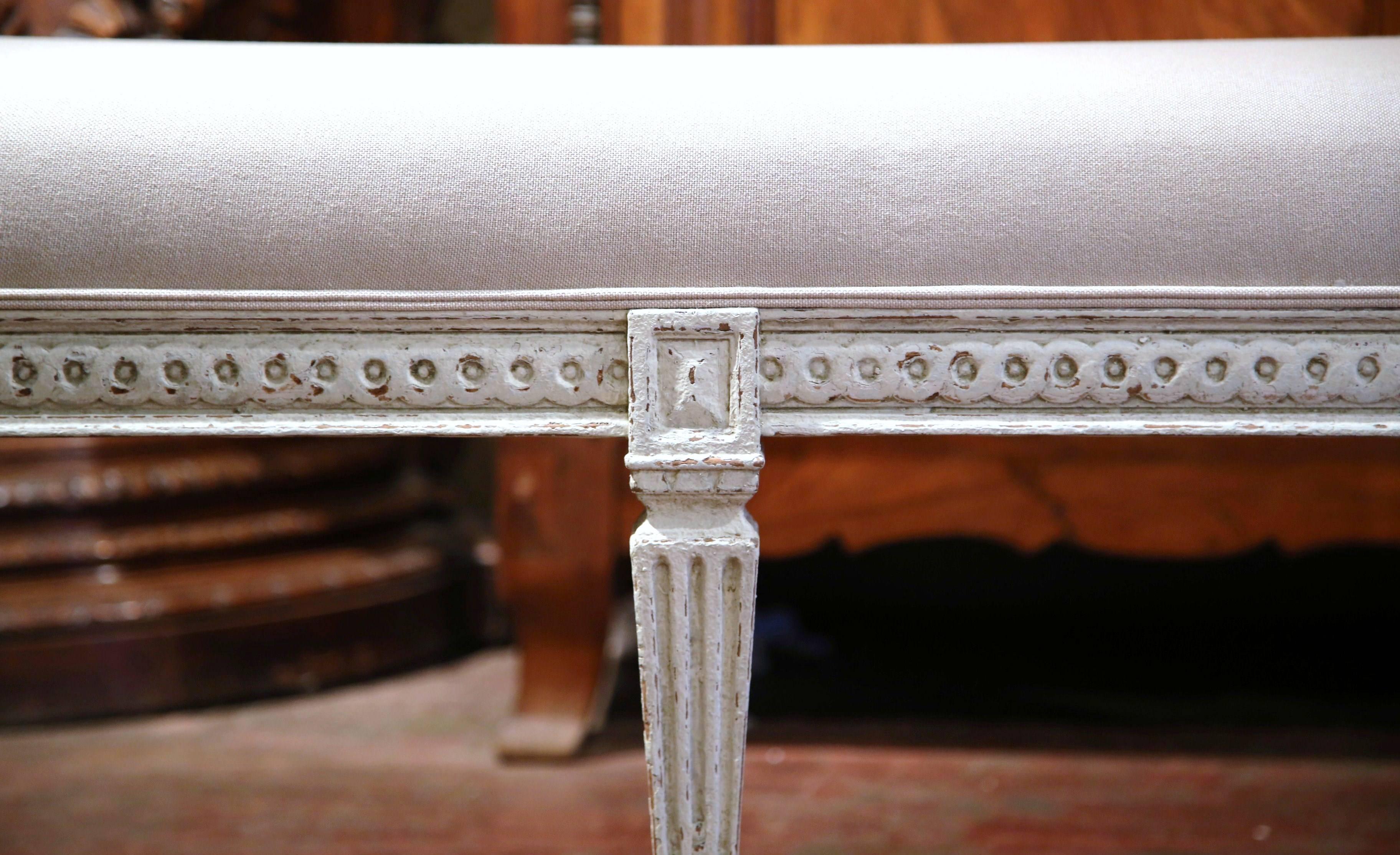 19th Century French Louis XVI Carved Hand-Painted Bench with Grey Fabric 5