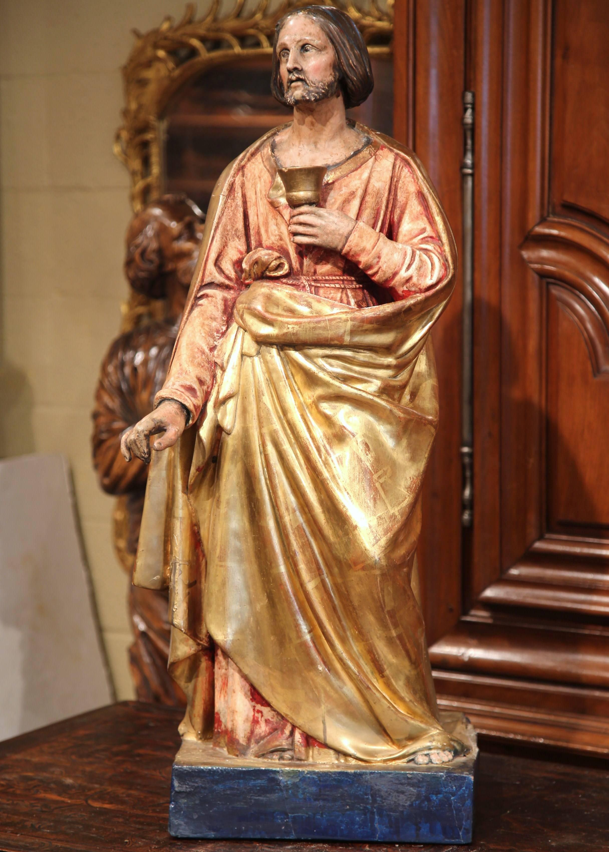 Early 19th Century French Carved Giltwood and Polychrome Statue of Jesus Christ In Good Condition In Dallas, TX