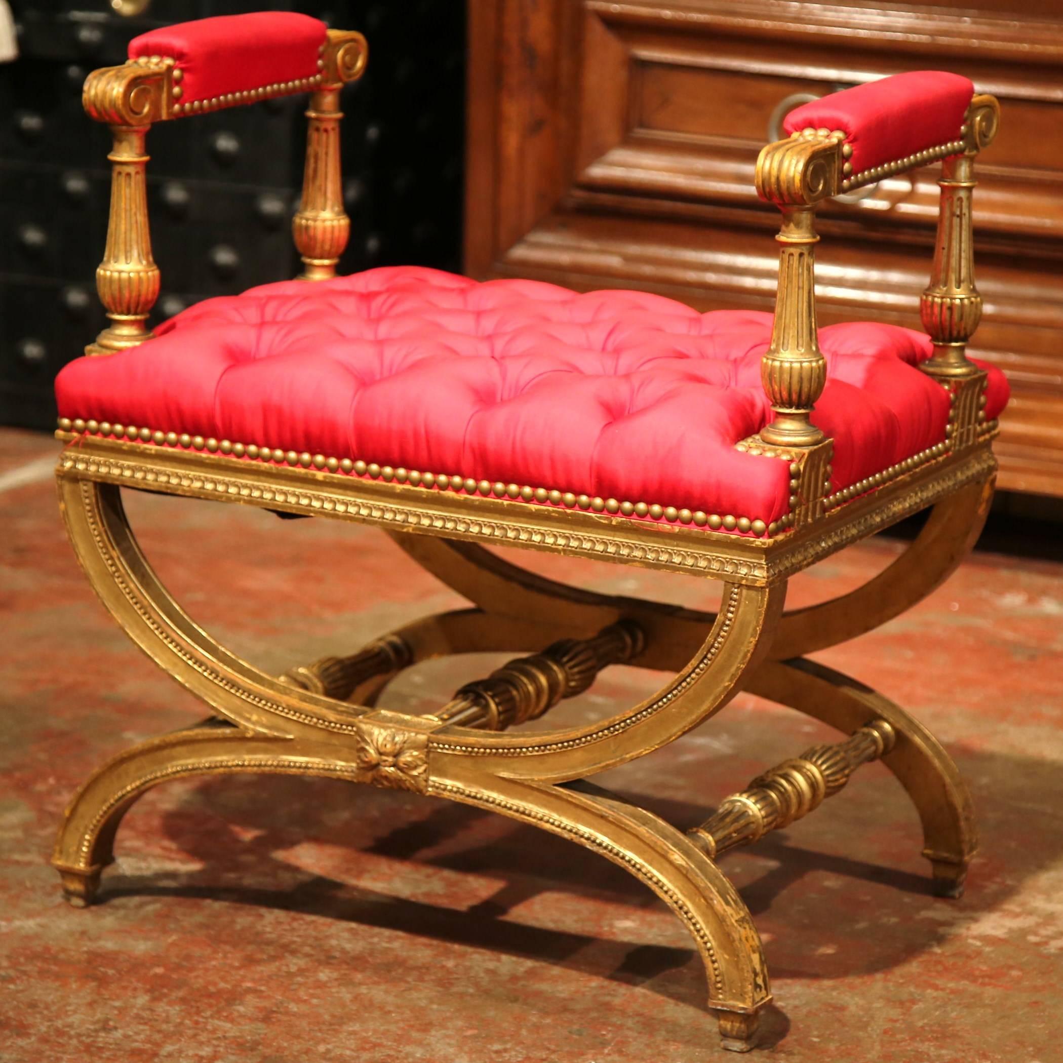 19th Century French Napoleon III Carved Giltwood Stool with Red Silk Fabric 1