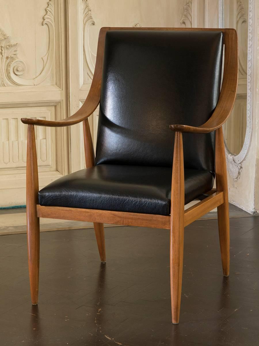 Leather Set of Two Armchairs by Silvio Cavatorta For Sale