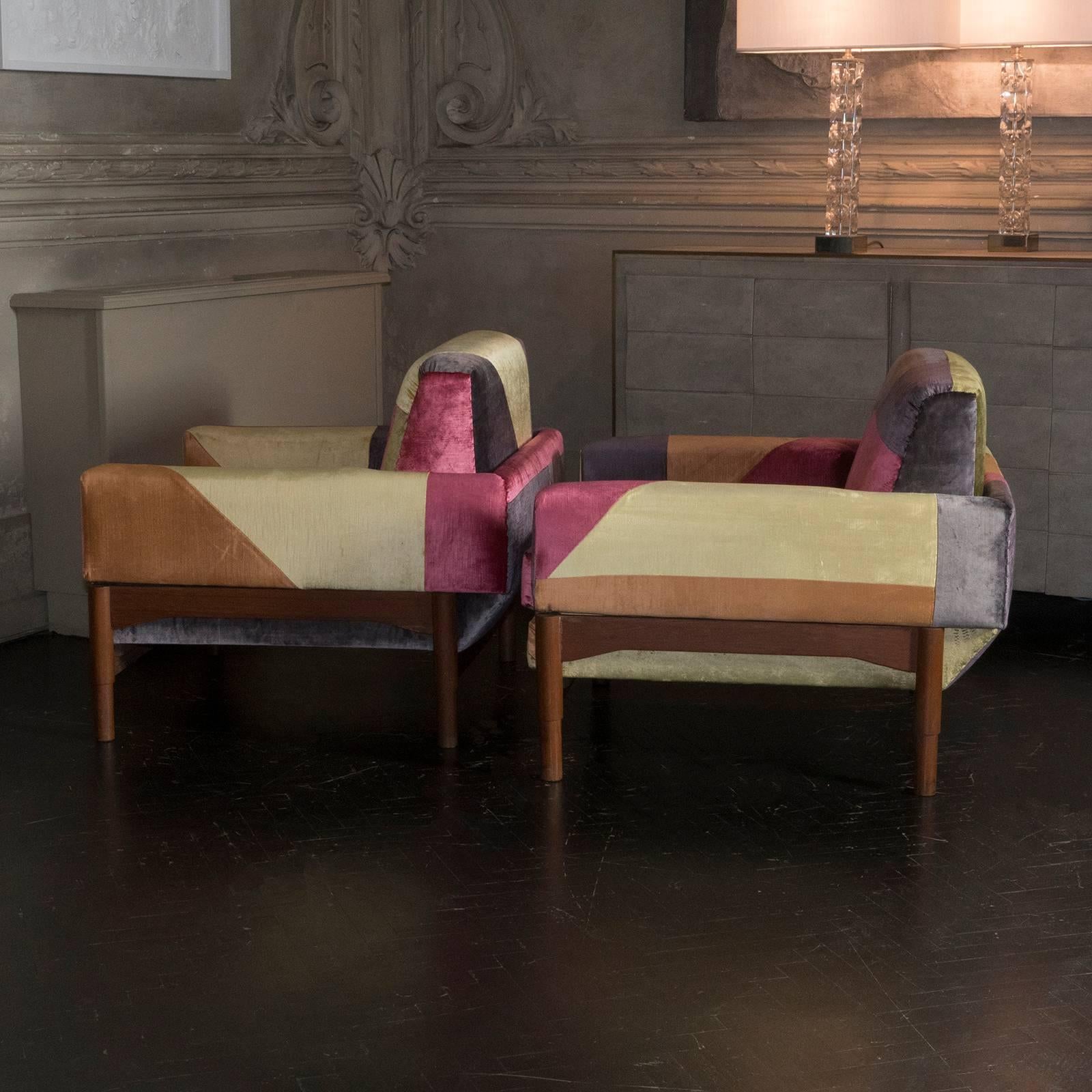 Mid-20th Century Italian Pair of Armchairs by 