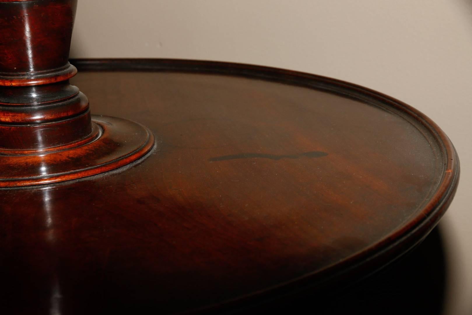 English Regency Period Dumbwaiter Table with Three Circular Tiers, circa 1811 2